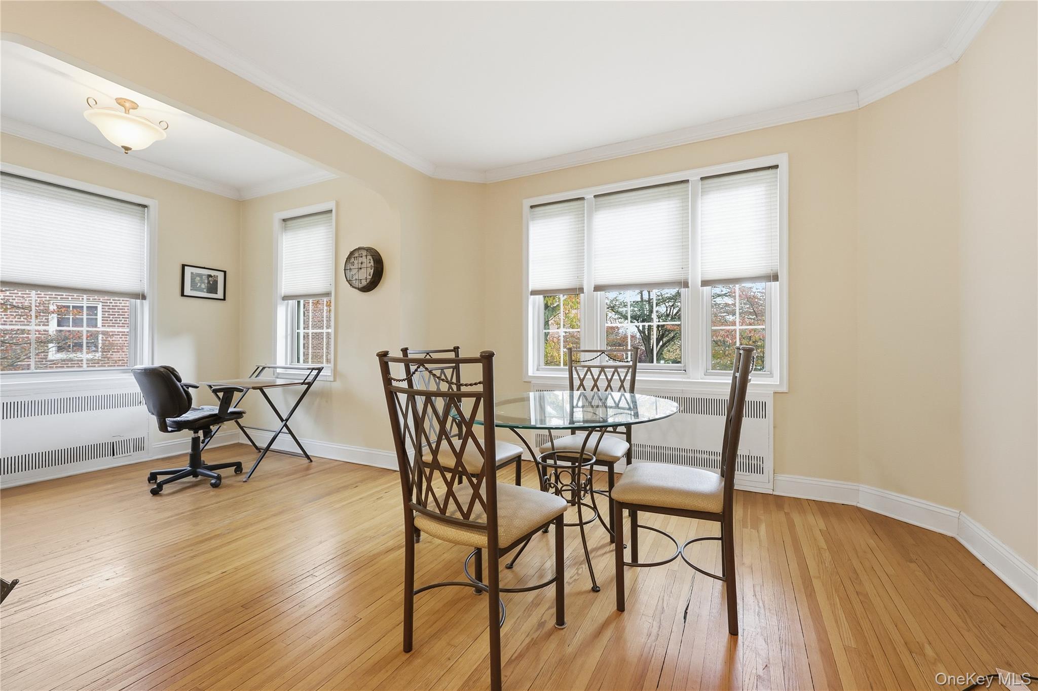 #9 photo, 250 Central Avenue, Lawrence , NY 11559