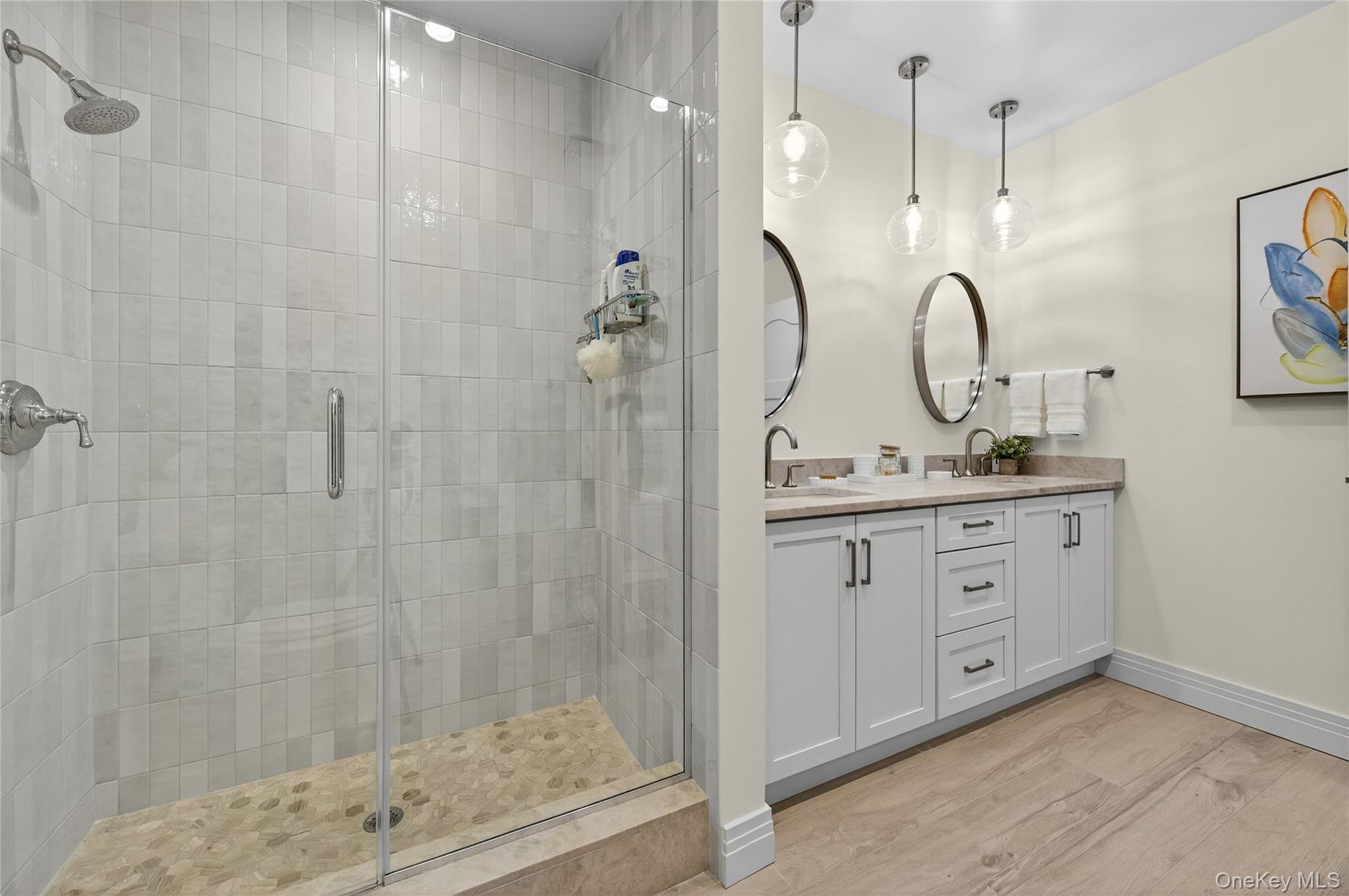 #17 photo, 301 Franklin Avenue, Garden City , NY 11530