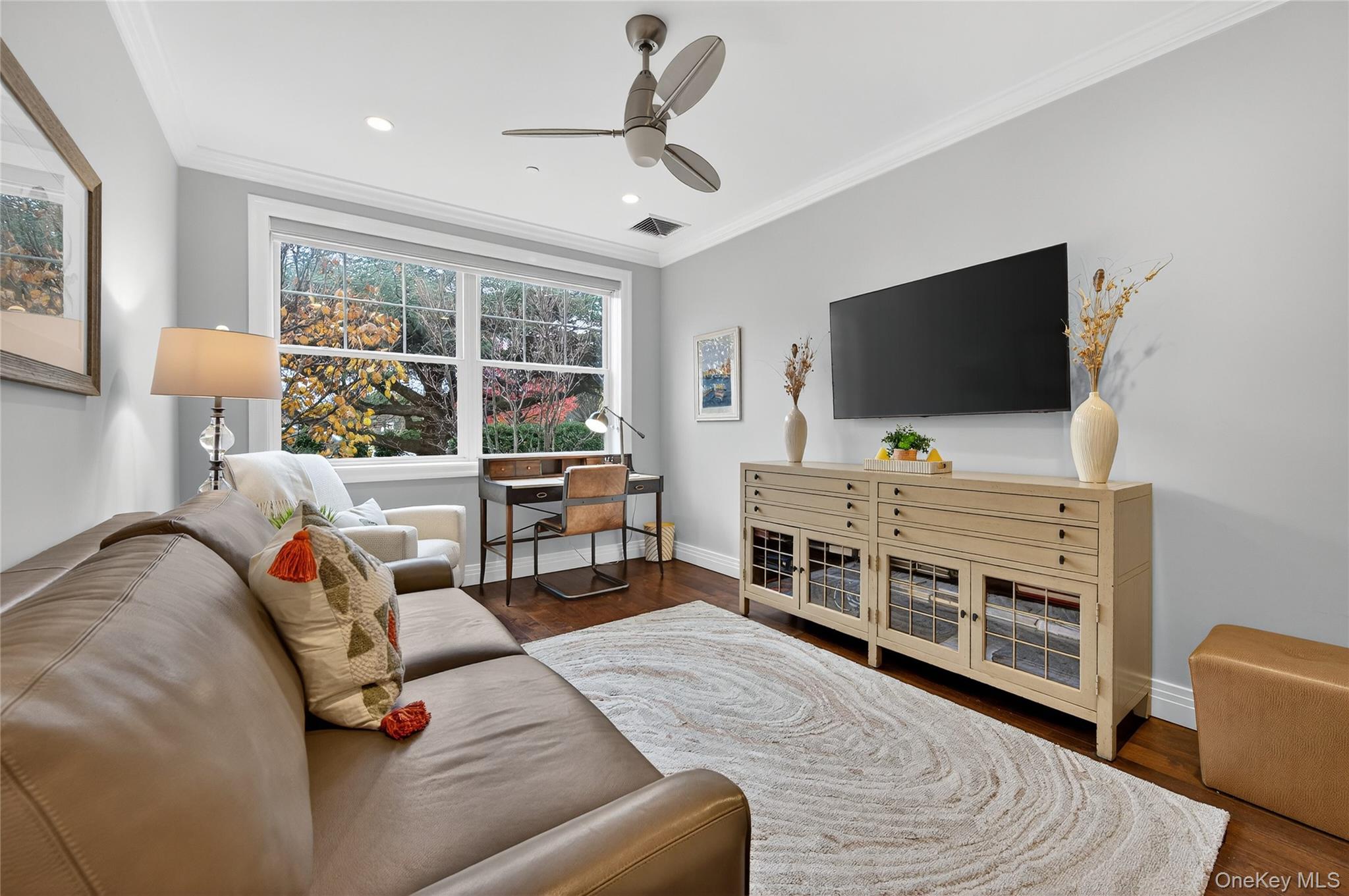 #18 photo, 301 Franklin Avenue, Garden City , NY 11530