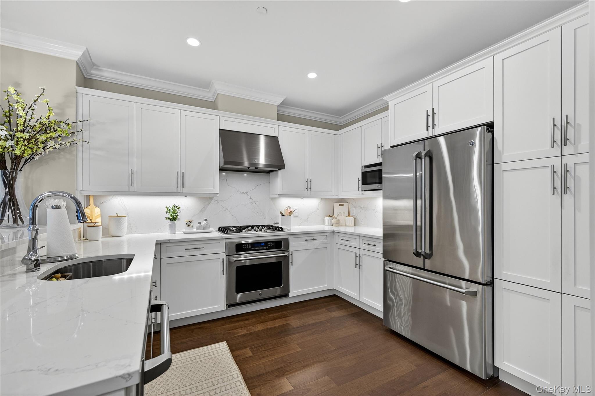 #9 photo, 301 Franklin Avenue, Garden City , NY 11530