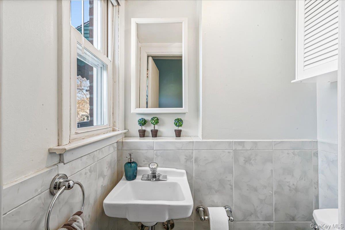 #8 photo, 4709 210th Street, Bayside , NY 11361