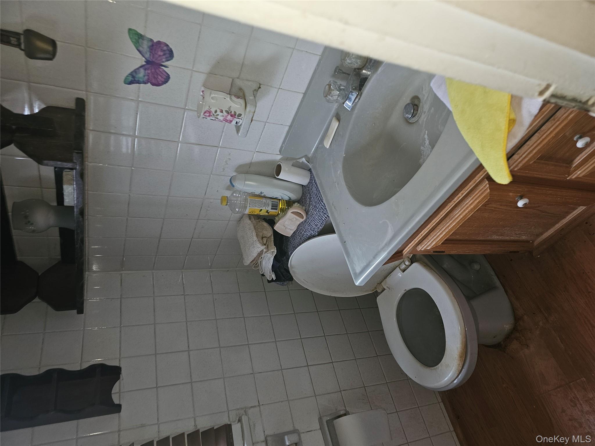 #11 photo, 49 Arnold Avenue, West Babylon , NY 11704