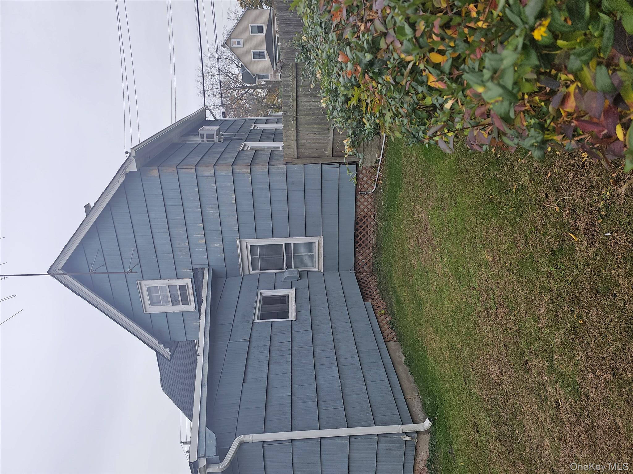 #4 photo, 49 Arnold Avenue, West Babylon , NY 11704