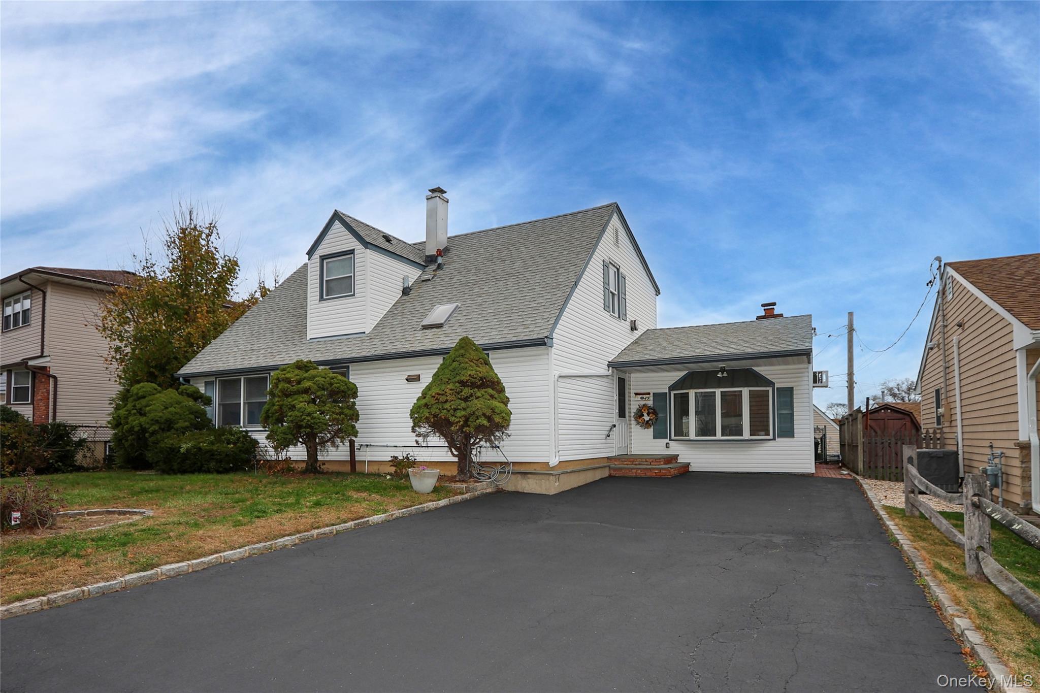 #1 photo, 49 East Avenue, Glen Cove , NY 11542