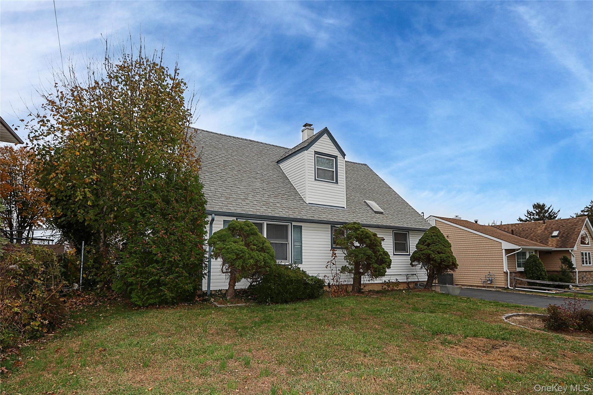 #3 photo, 49 East Avenue, Glen Cove , NY 11542