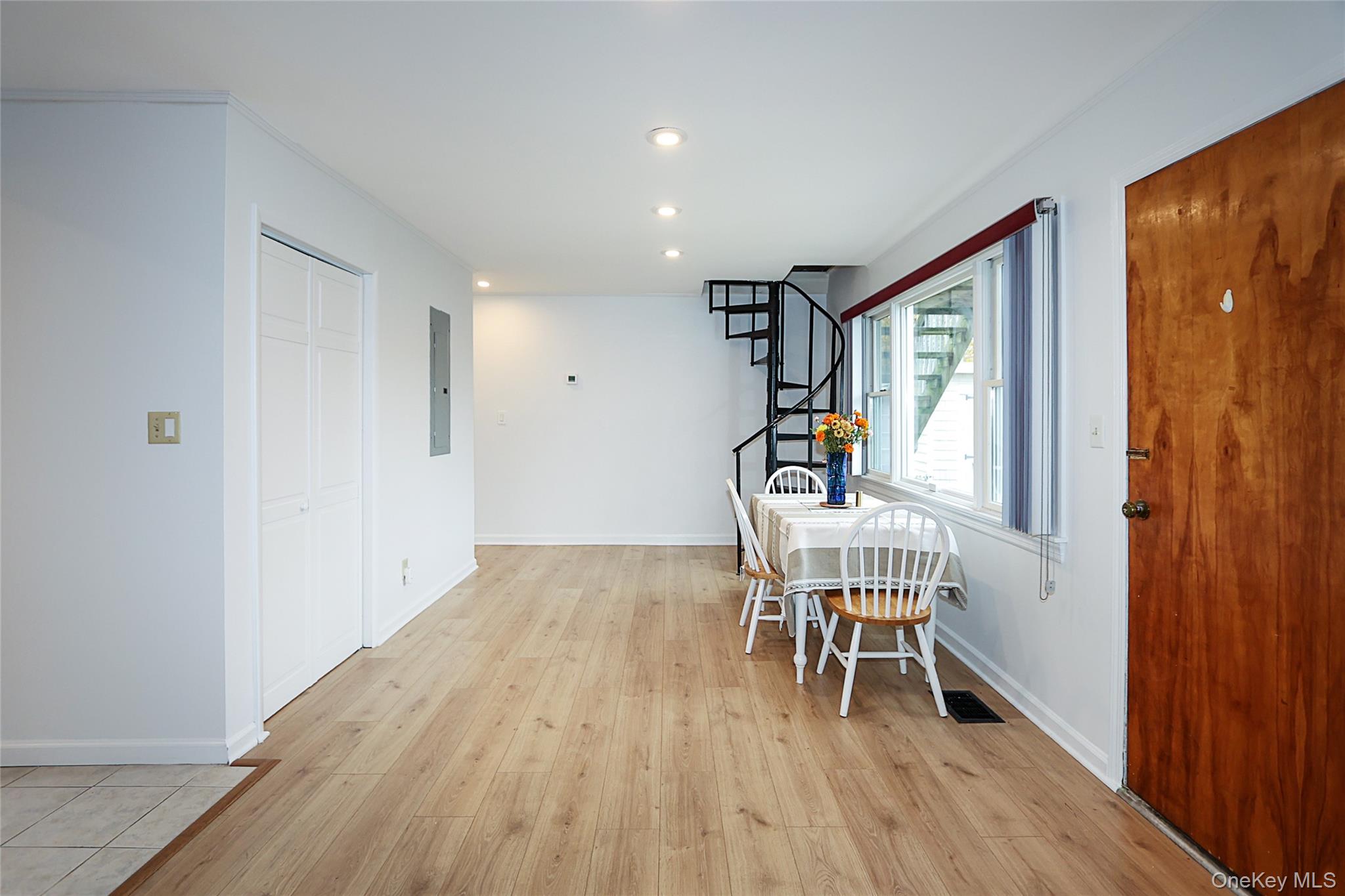 #5 photo, 49 East Avenue, Glen Cove , NY 11542