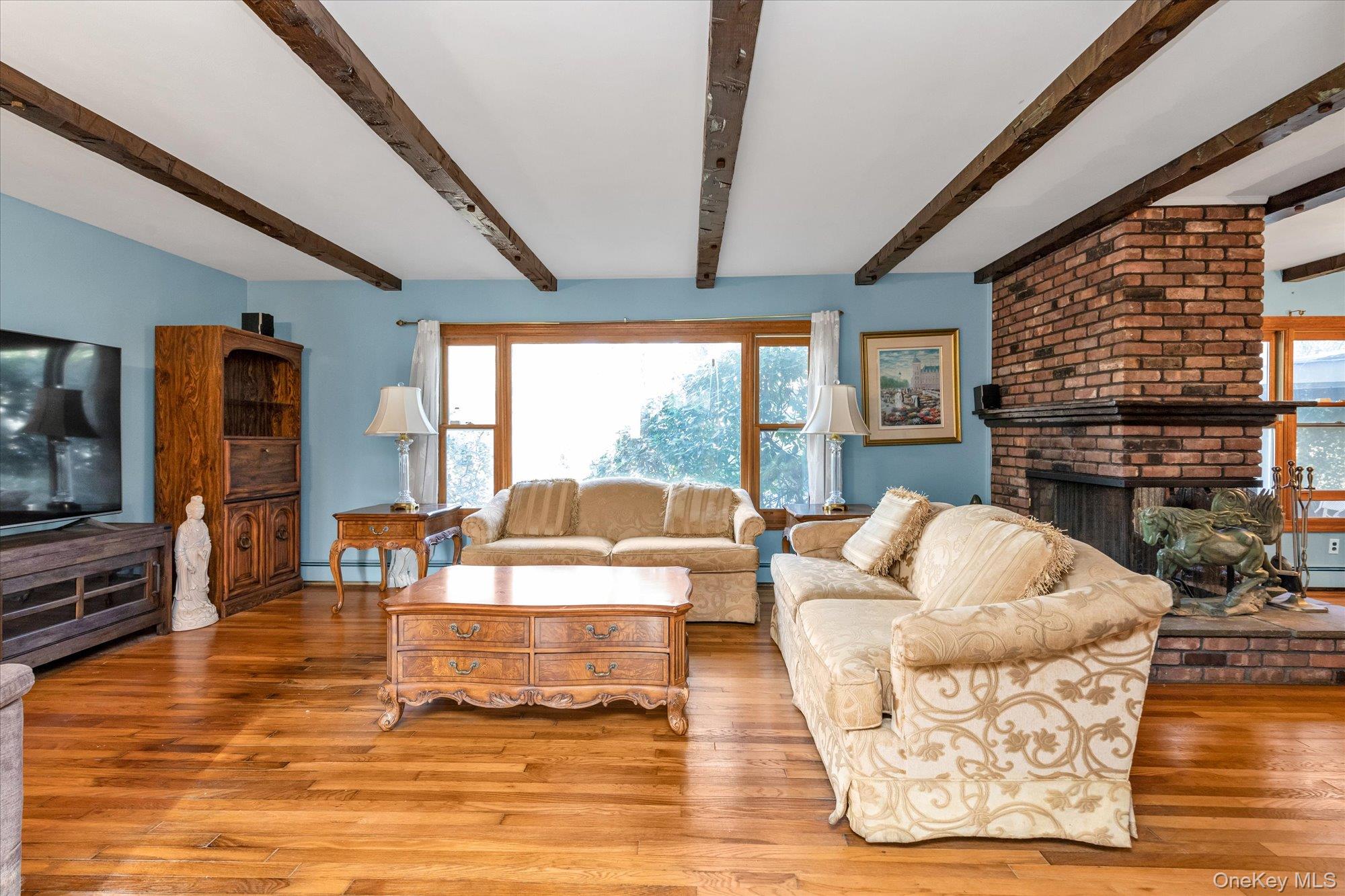 #4 photo, 20 Michaels Lane, Old Brookville , NY 11545