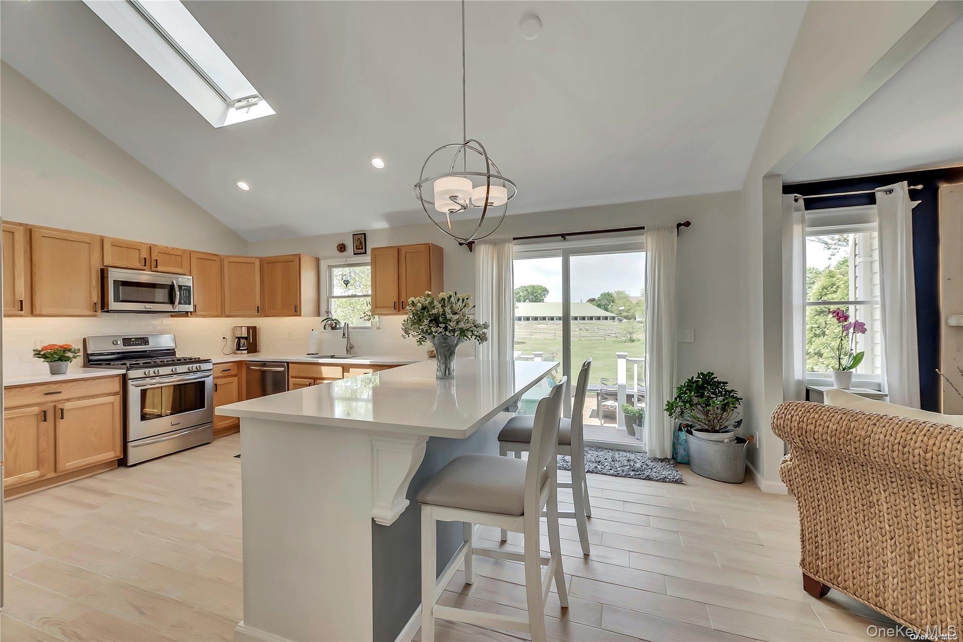 #5 photo, 170 Vineyard Way, Aquebogue , NY 11931