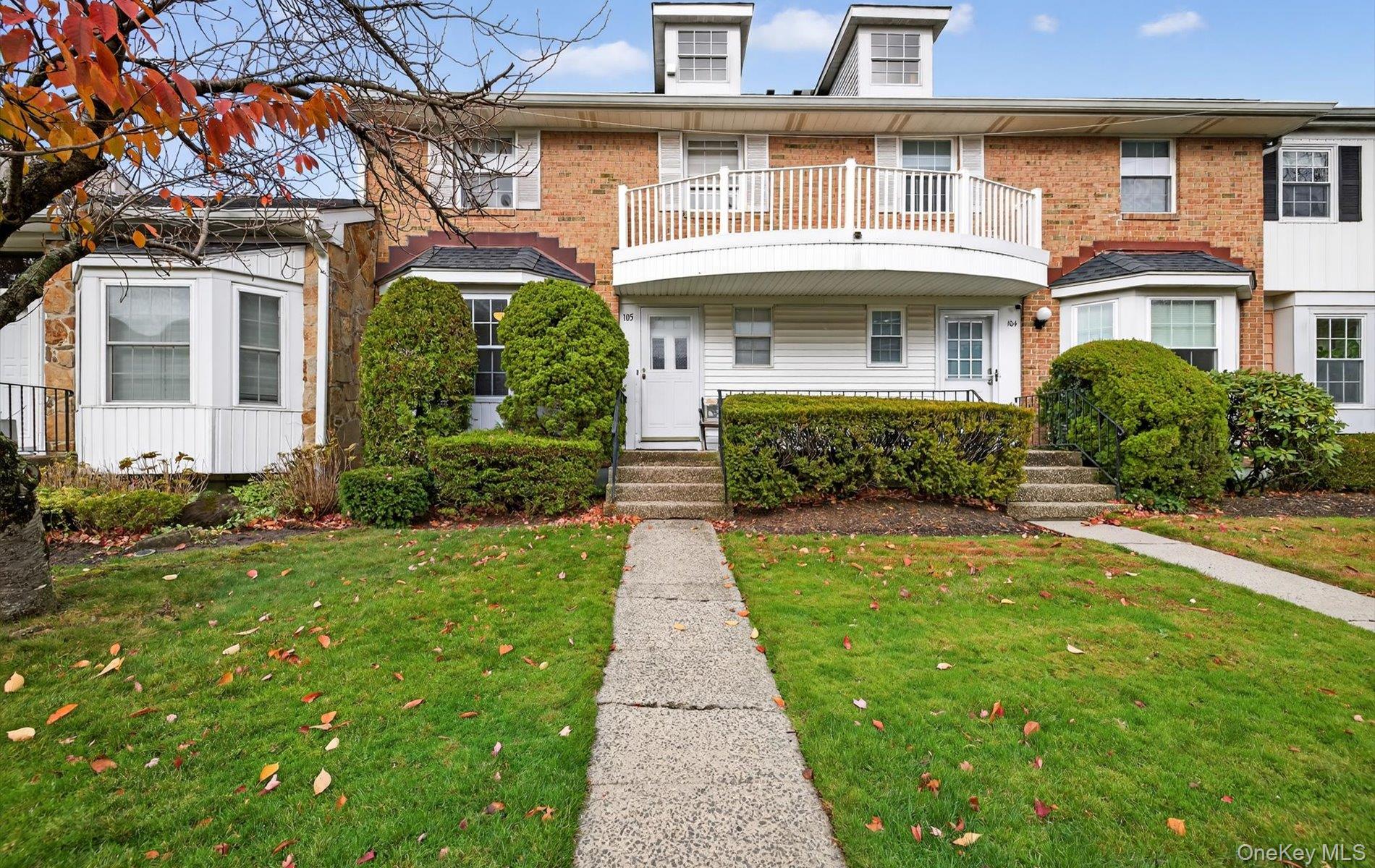 #1 photo, 105 Glen Way, Syosset , NY 11791