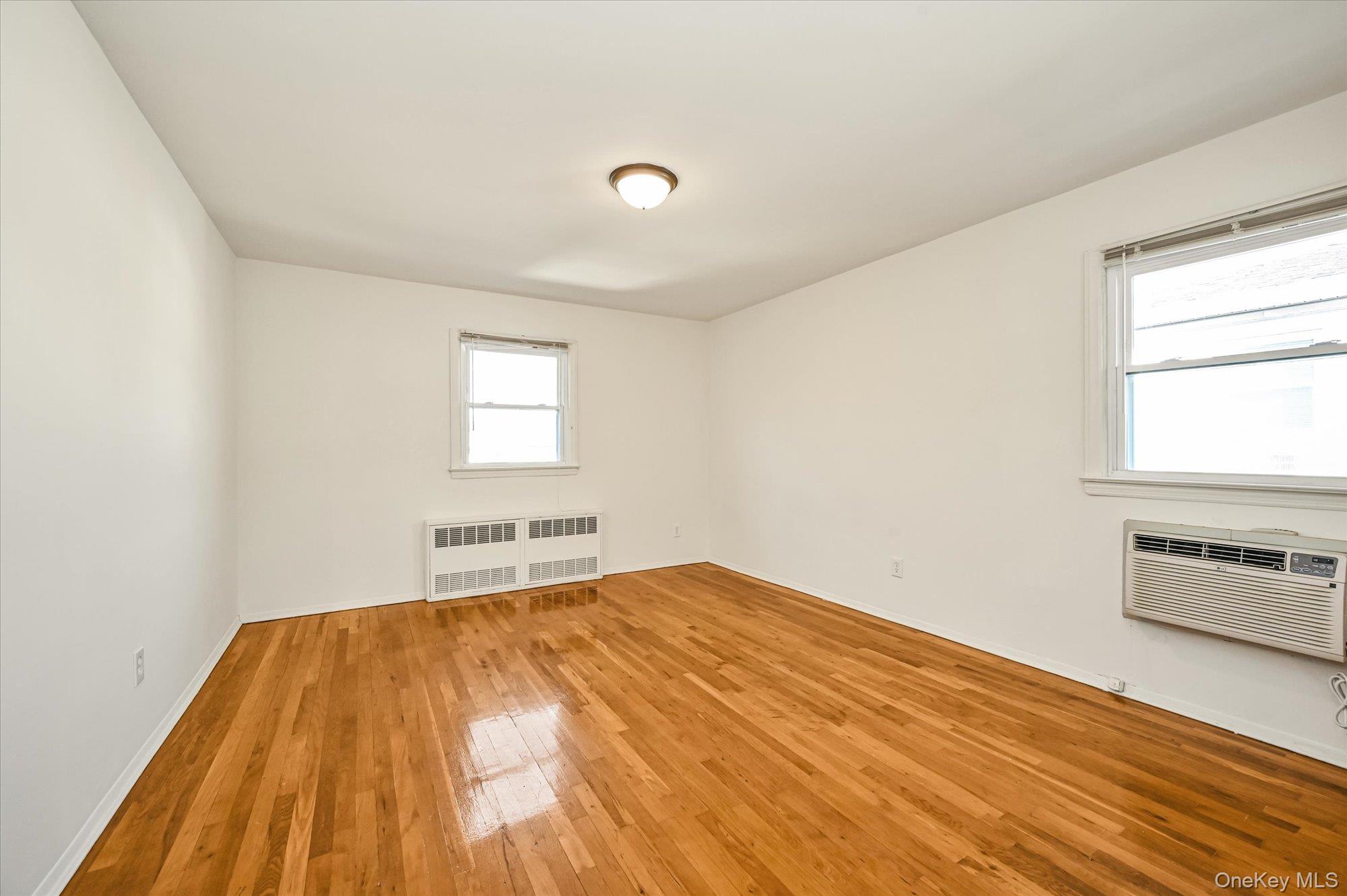 #16 photo, 146-43 27th Avenue, Flushing , NY 11354