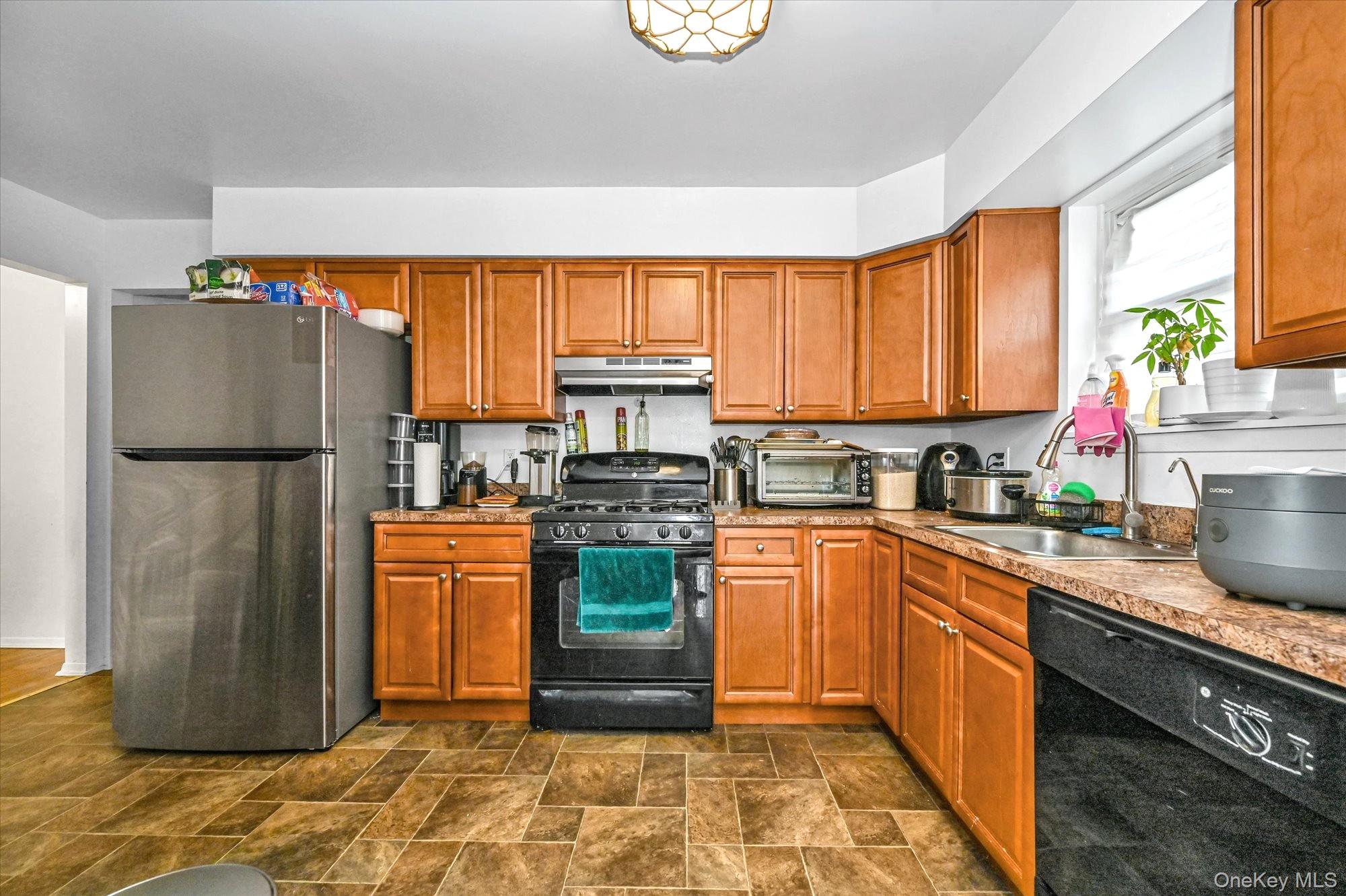 #6 photo, 146-43 27th Avenue, Flushing , NY 11354