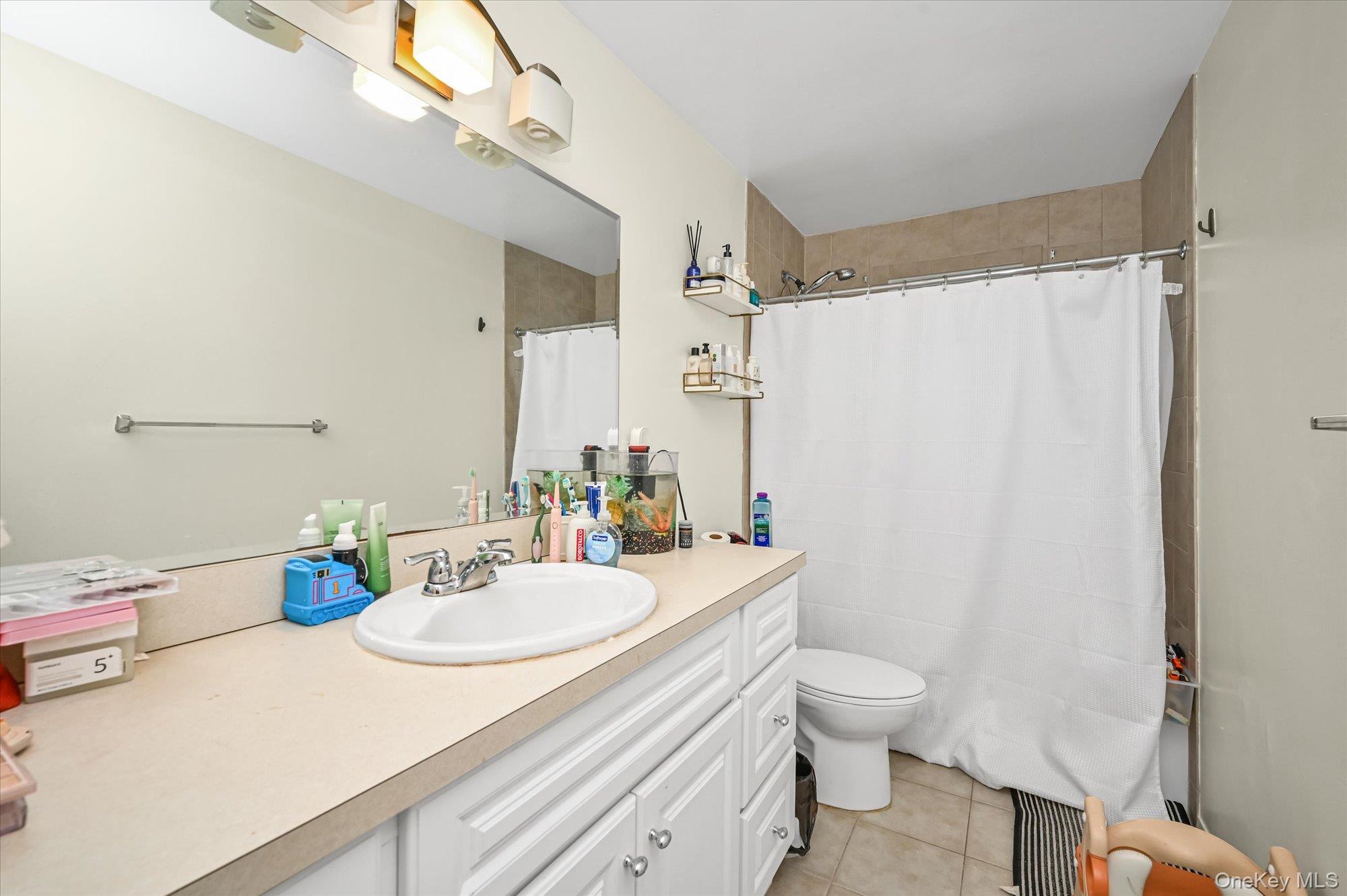 #9 photo, 146-43 27th Avenue, Flushing , NY 11354