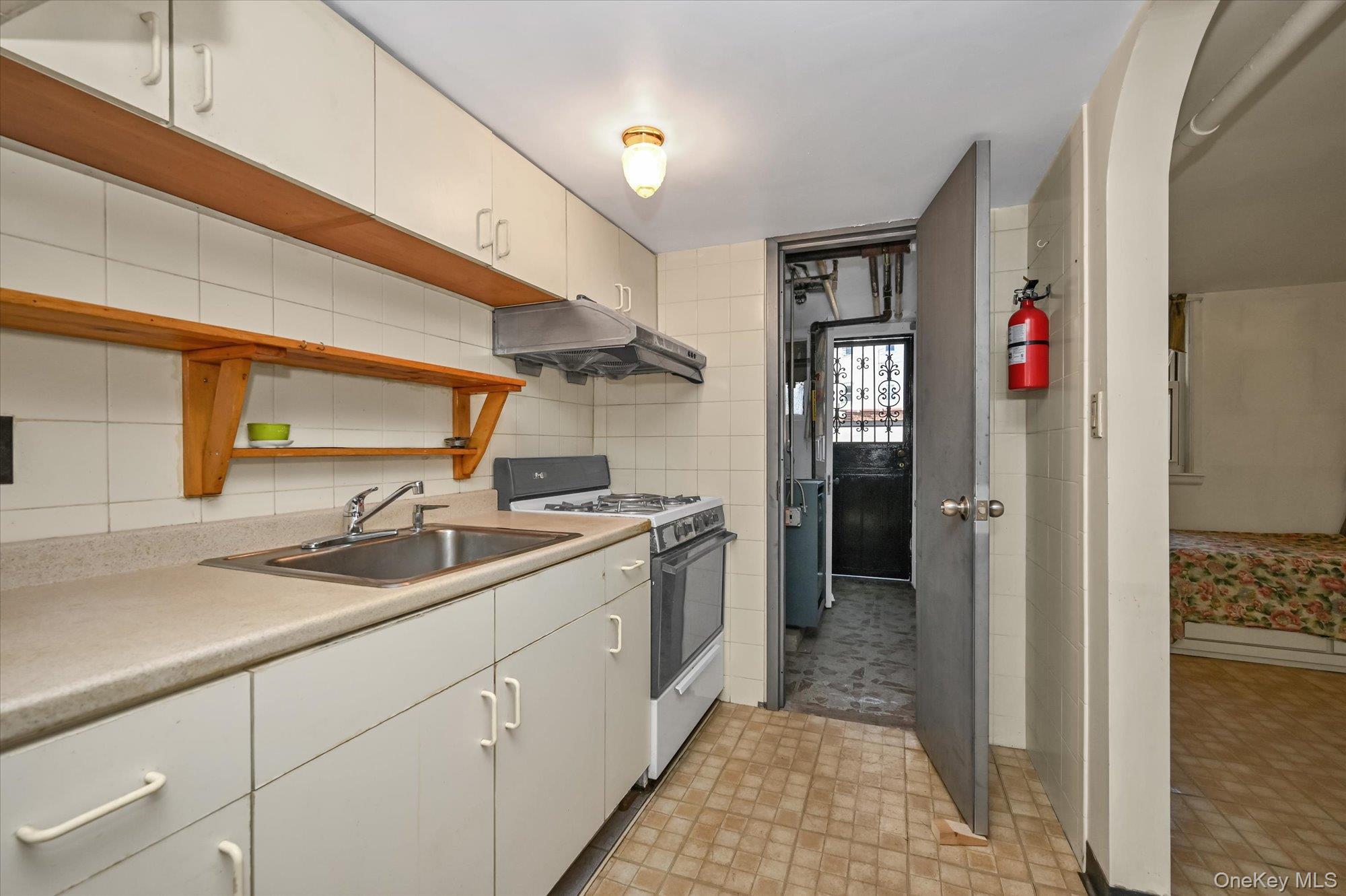 #15 photo, 48-26 42nd Street, Sunnyside , NY 11104