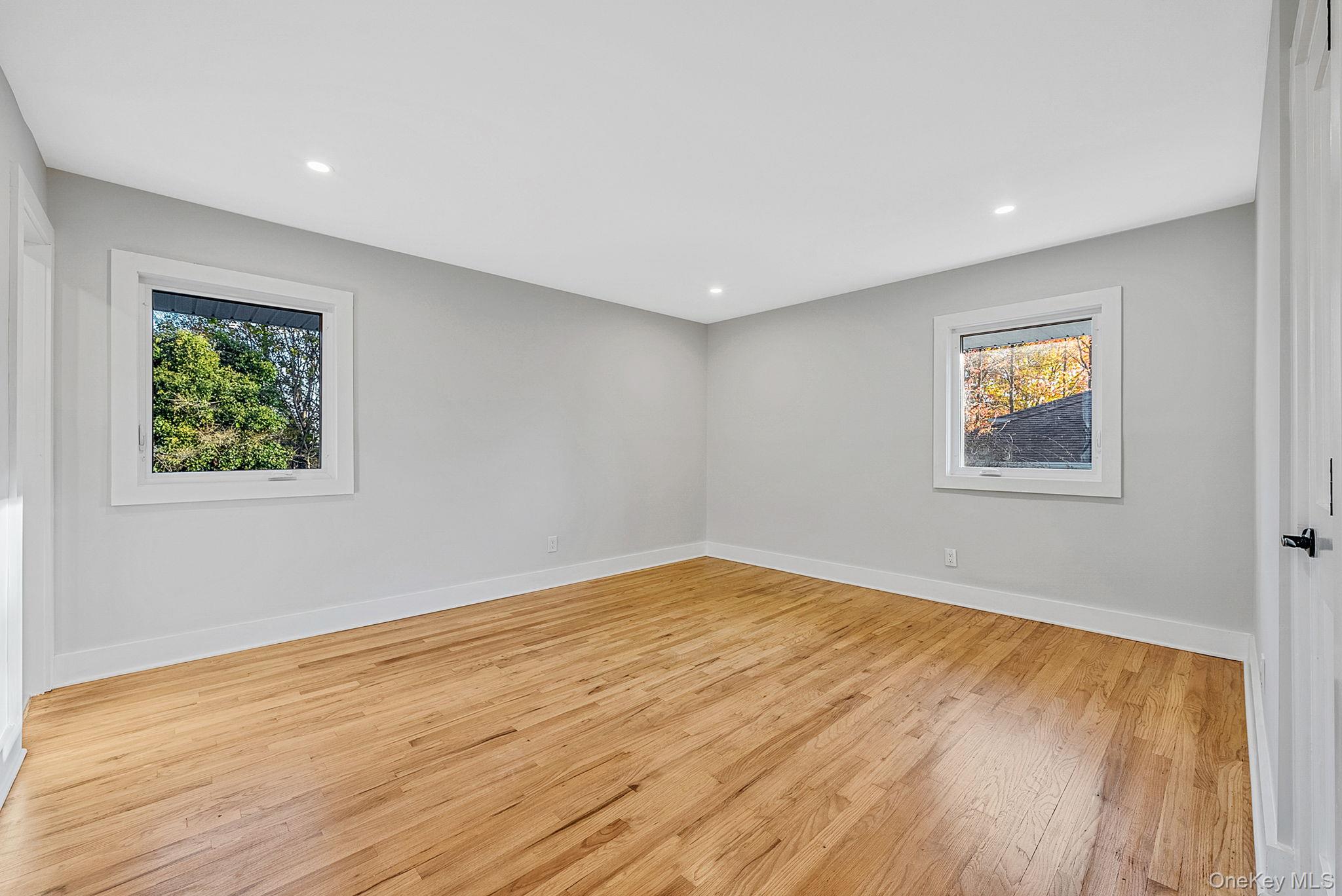 #17 photo, 64 Hedgerow Lane, Jericho , NY 11753