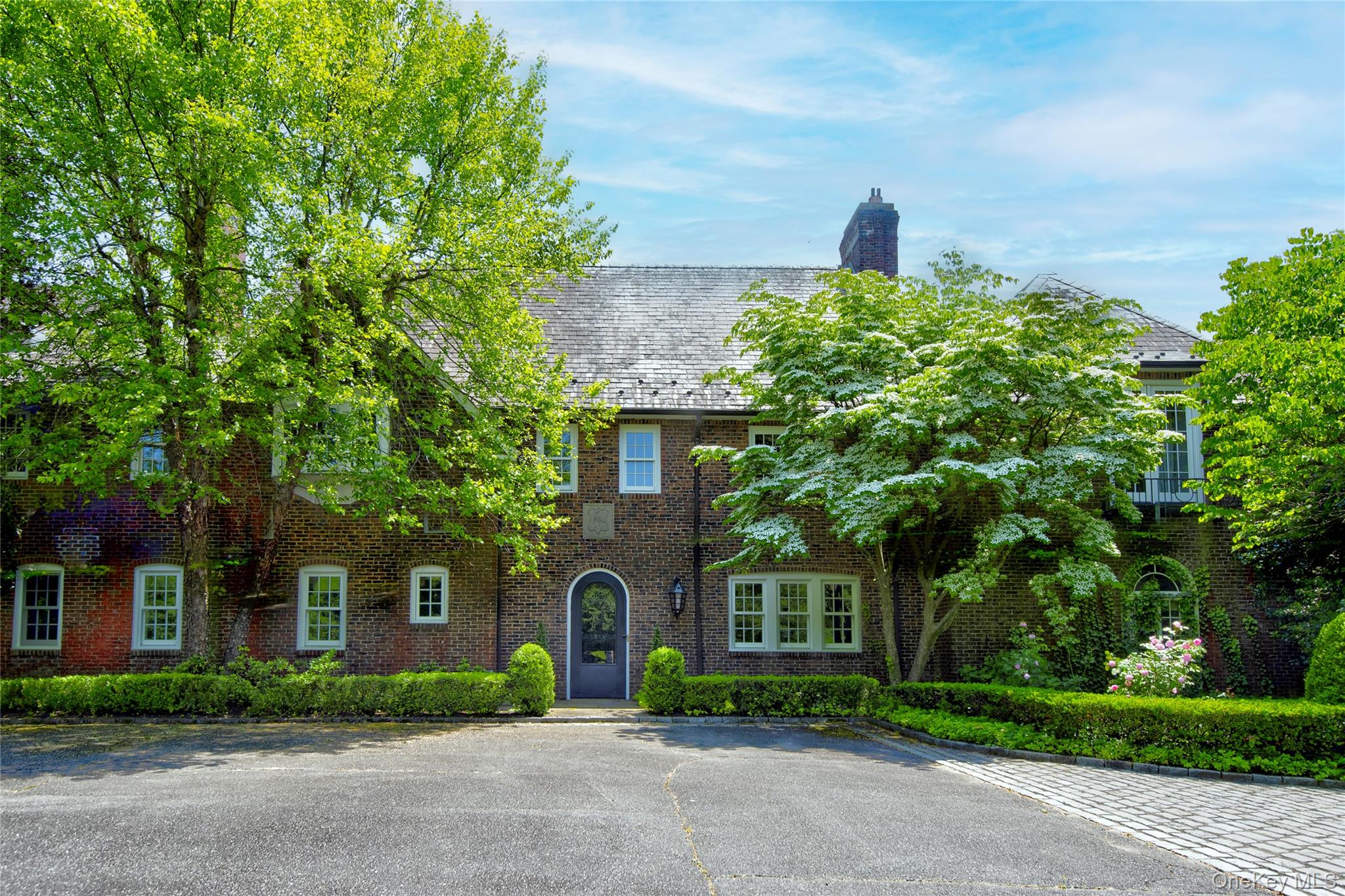 #1 photo, 9 Meadow Spring Lane, Glen Cove , NY 11542