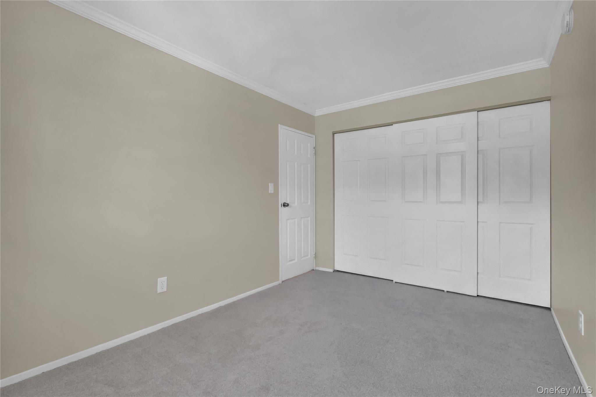 #10 photo, 75 Artist Lake Drive, Middle Island , NY 11953