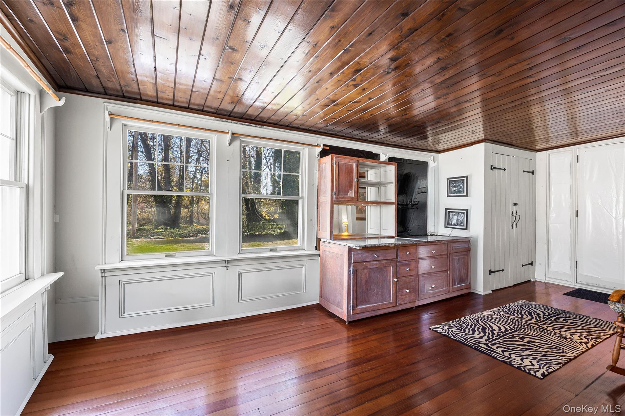 #12 photo, 403 Middle Road, Bayport , NY 11705