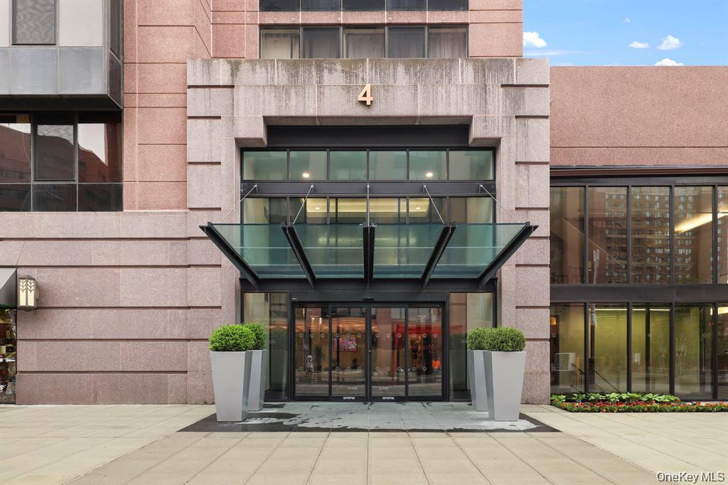 #11 photo, 4 Martine Avenue, White Plains , NY 10606