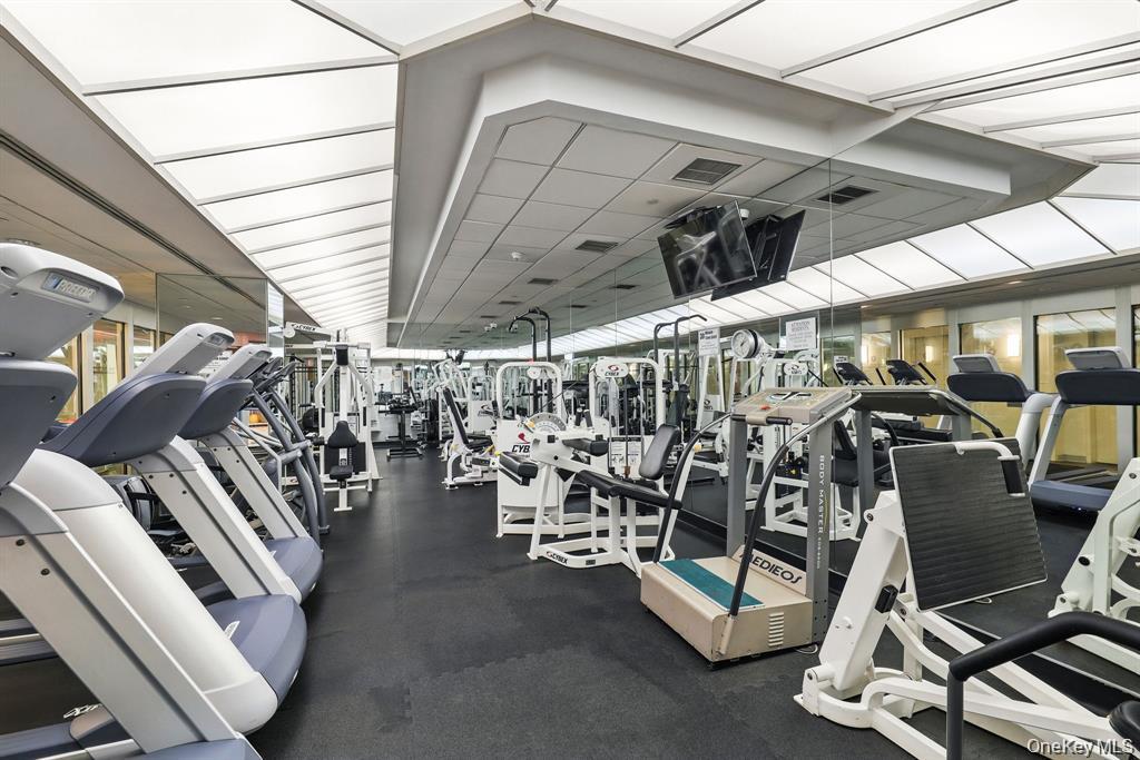 #12 photo, 4 Martine Avenue, White Plains , NY 10606