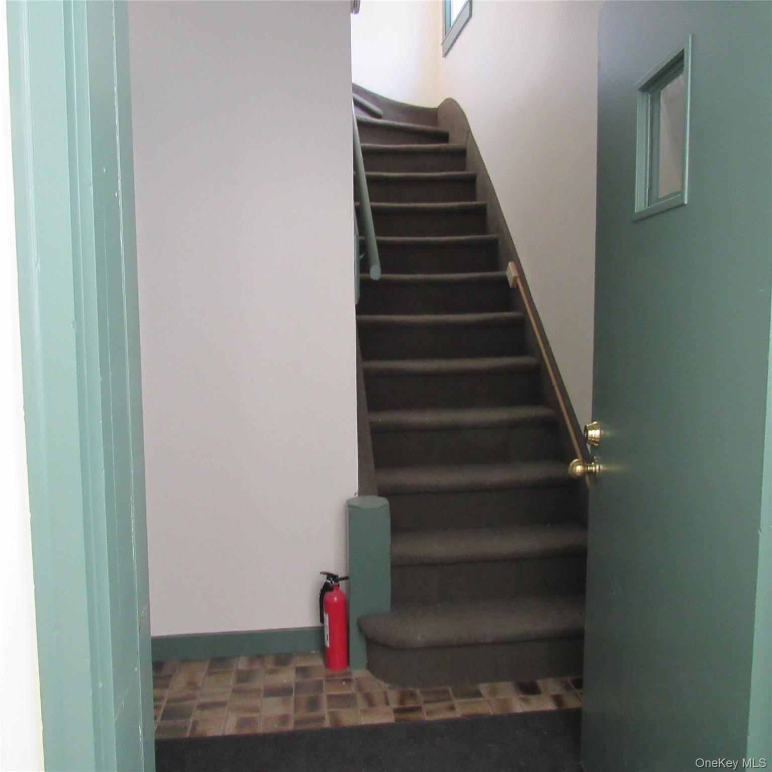 #3 photo, 35 Taylor Avenue, Poughkeepsie , NY 12601