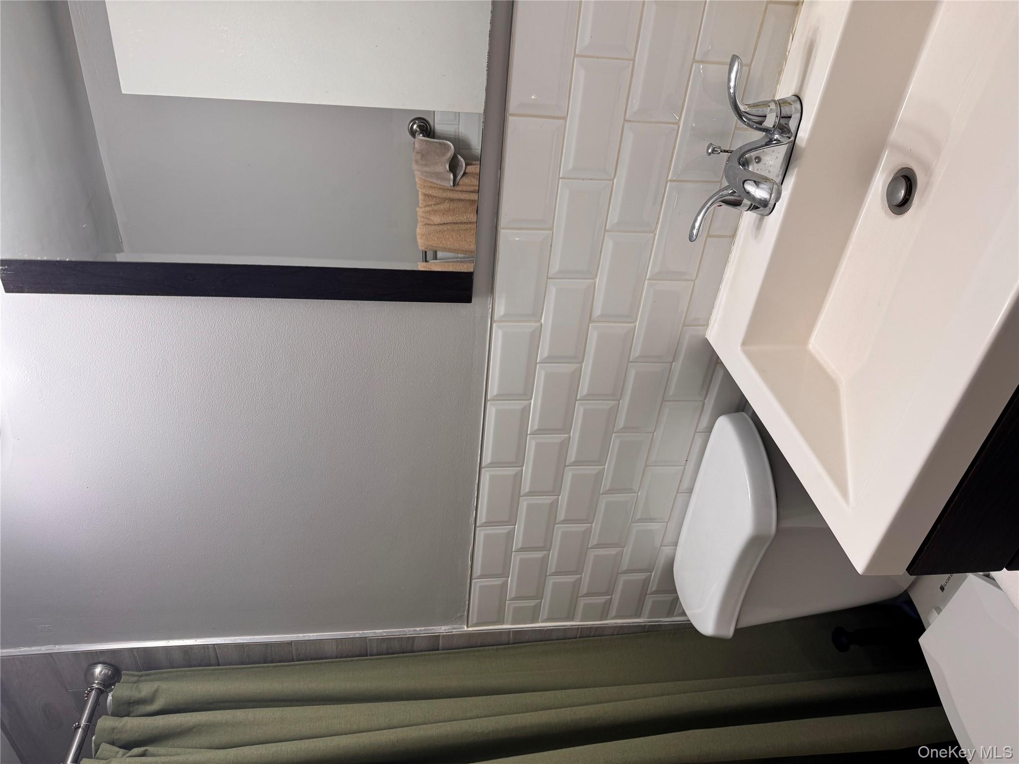 #12 photo, 5 Lexington Hill, Harriman , NY 10926