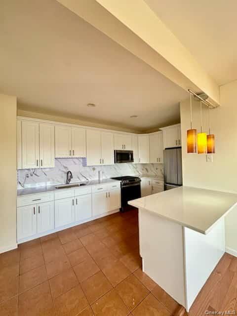 #3 photo, 1820 union port rd, Bronx , NY 10462