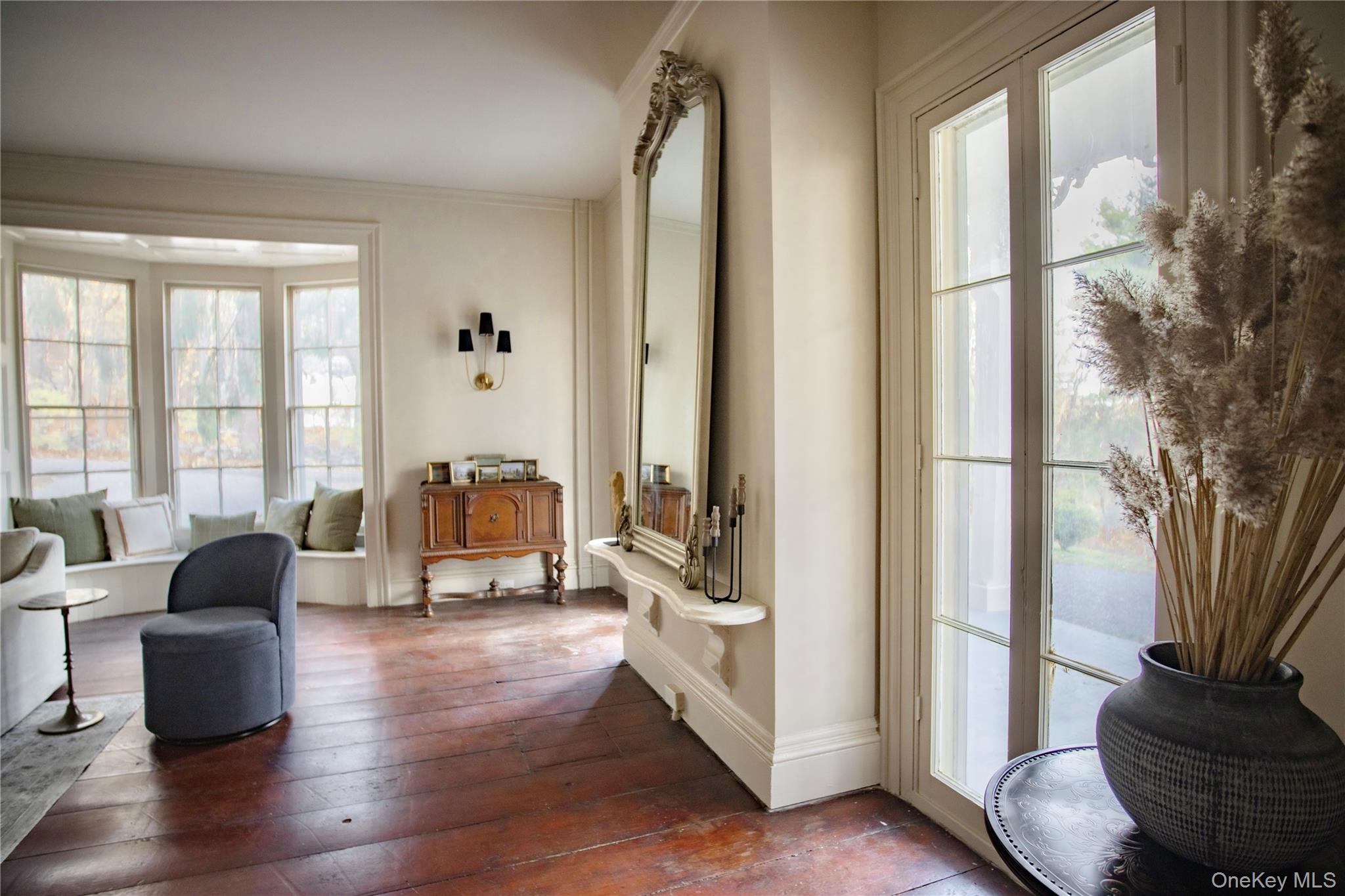 #9 photo, 5091 Route 9W, Newburgh , NY 12550