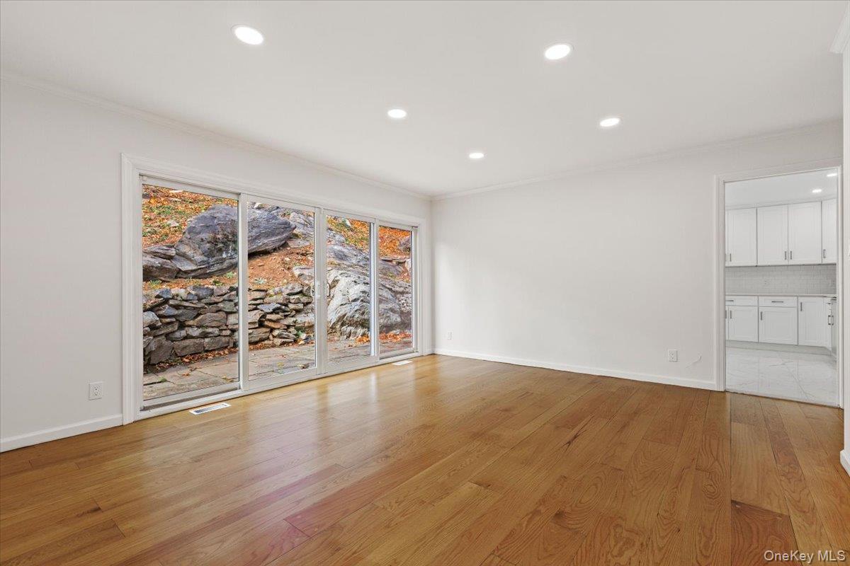 #17 photo, 117 Brendon Hill Road, Scarsdale , NY 10583