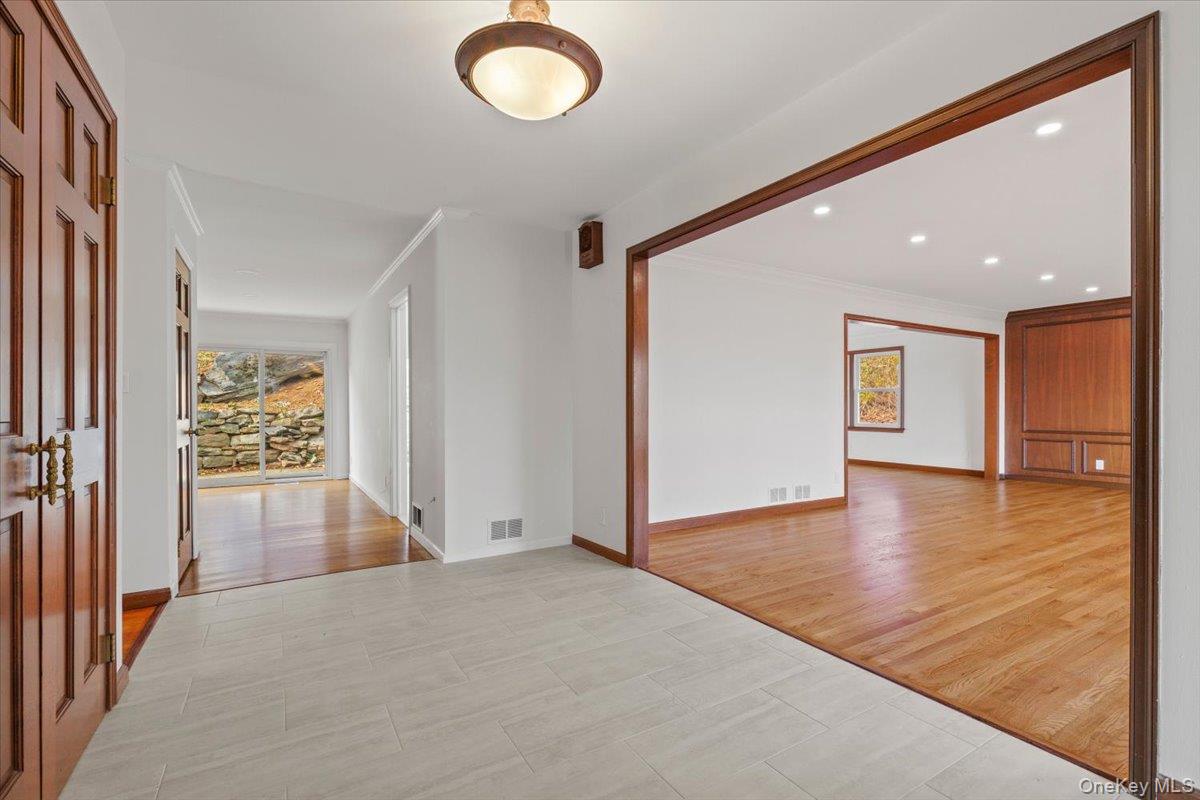 #7 photo, 117 Brendon Hill Road, Scarsdale , NY 10583