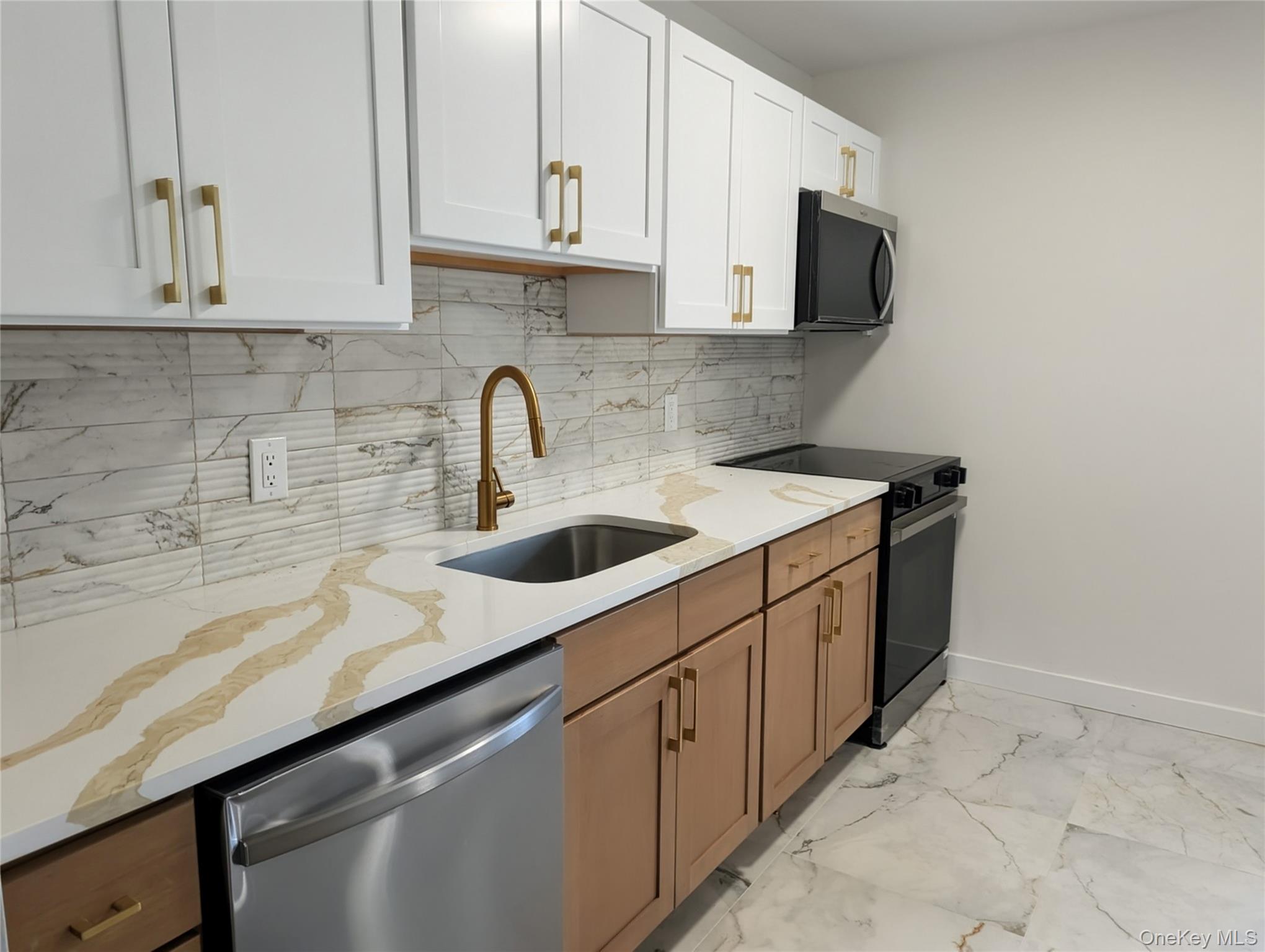 #13 photo, 727 State Route 302, Pine Bush , NY 12566