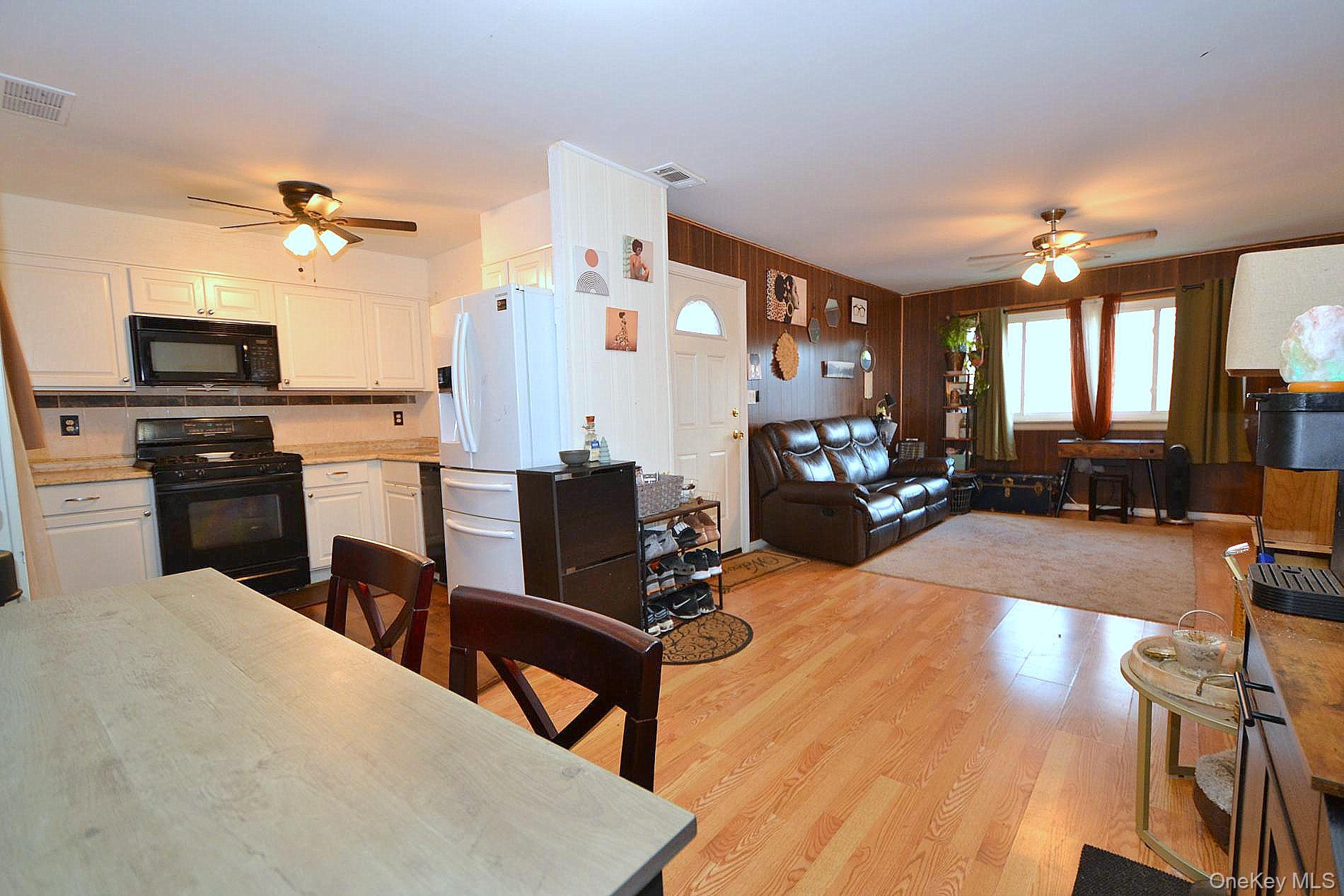 #6 photo, 123 Feller Drive, Central Islip , NY 11722