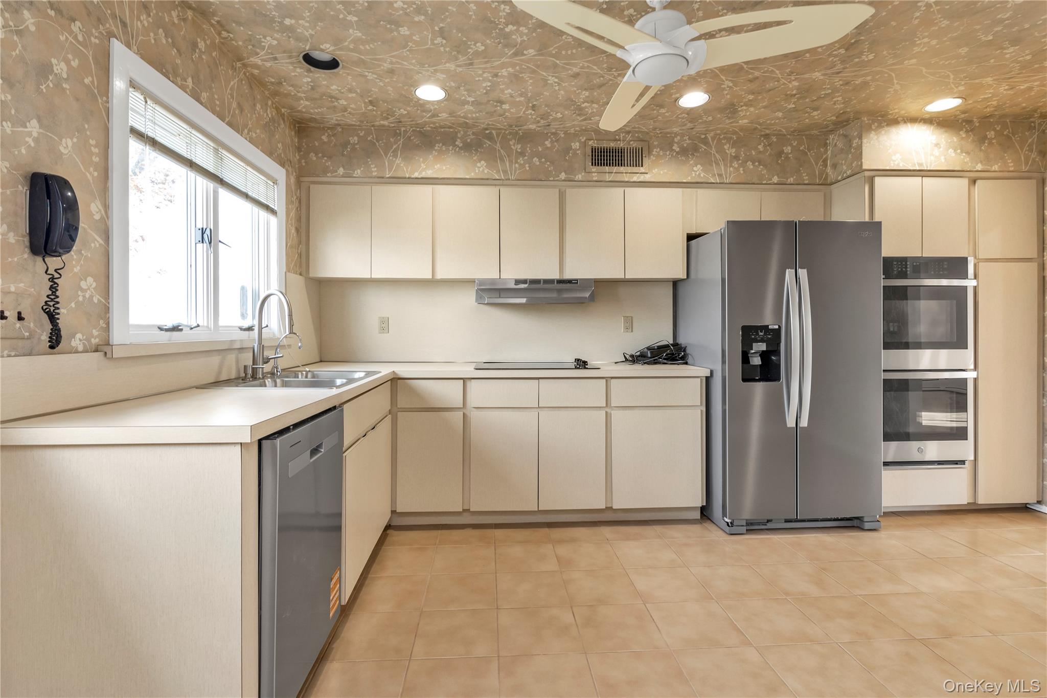 #6 photo, 681 Flanders Drive, North Woodmere , NY 11581