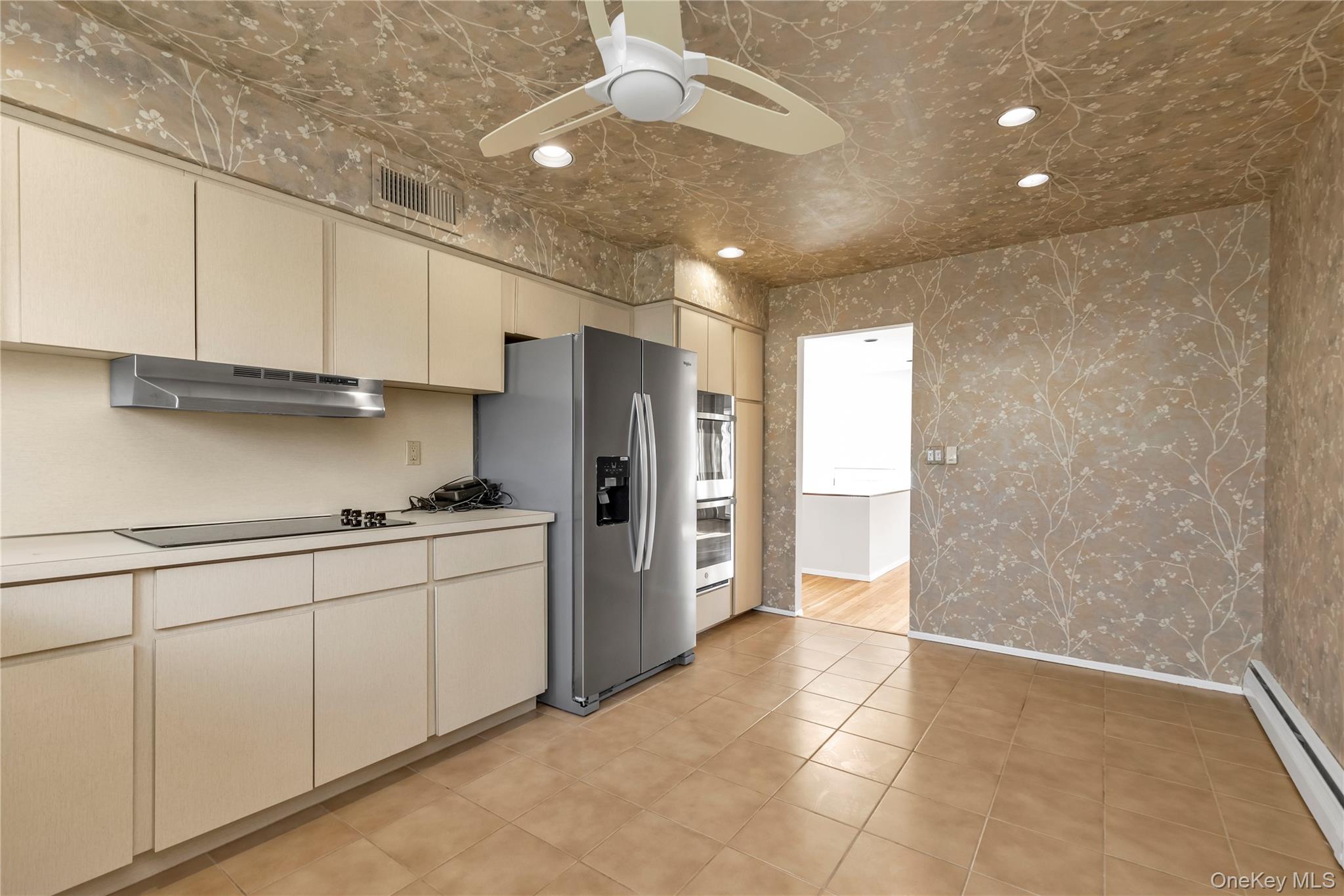 #7 photo, 681 Flanders Drive, North Woodmere , NY 11581