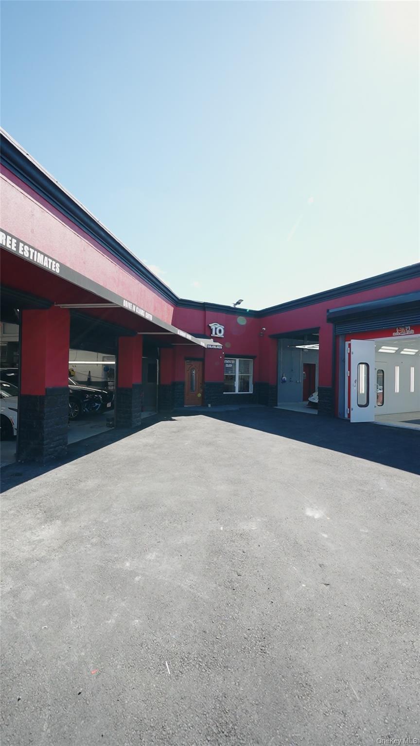 #10 photo, 10 Jerusalem Avenue, Hempstead , NY 11550