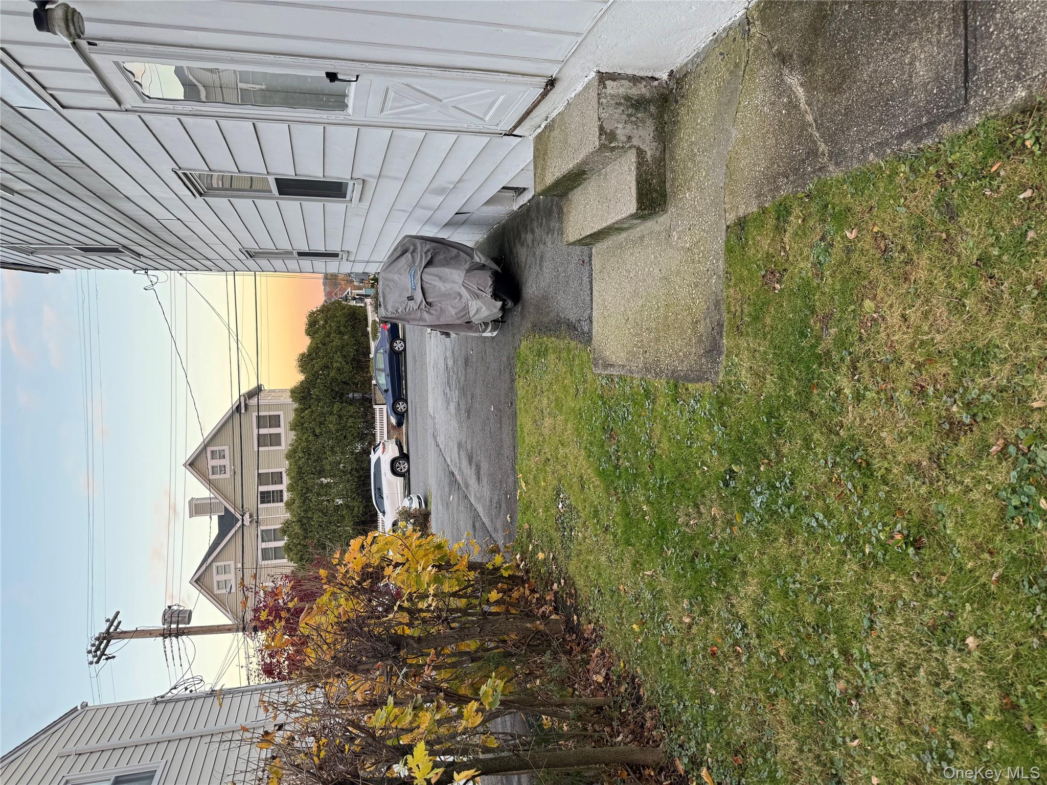 #2 photo, 98 Clinton Avenue, New Rochelle , NY 10801