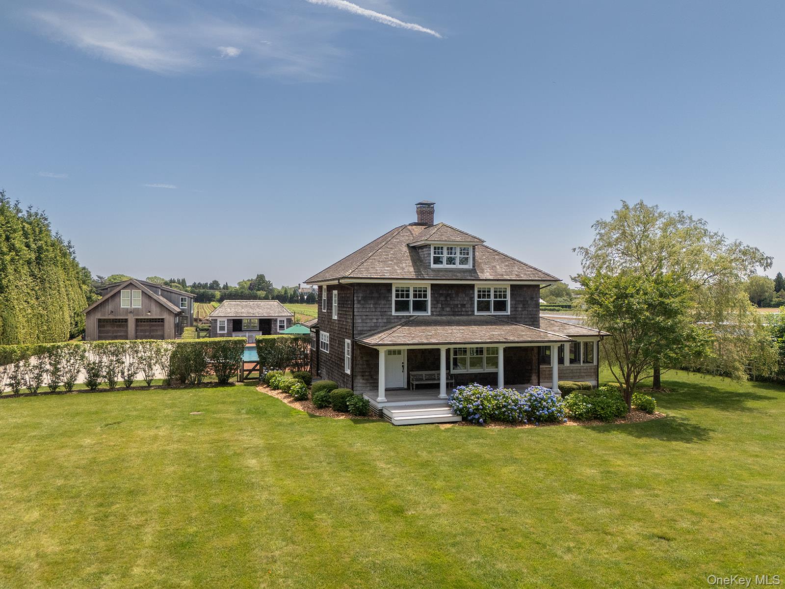 #1 photo, 201 Hedges Lane, Sagaponack , NY 11962