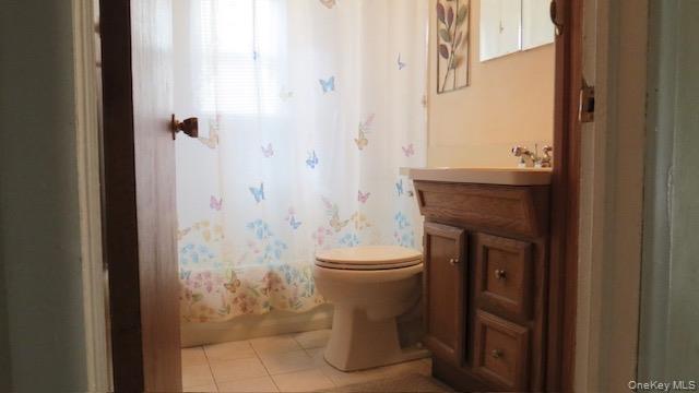 #7 photo, 113 Abbey Lane, Levittown , NY 11756