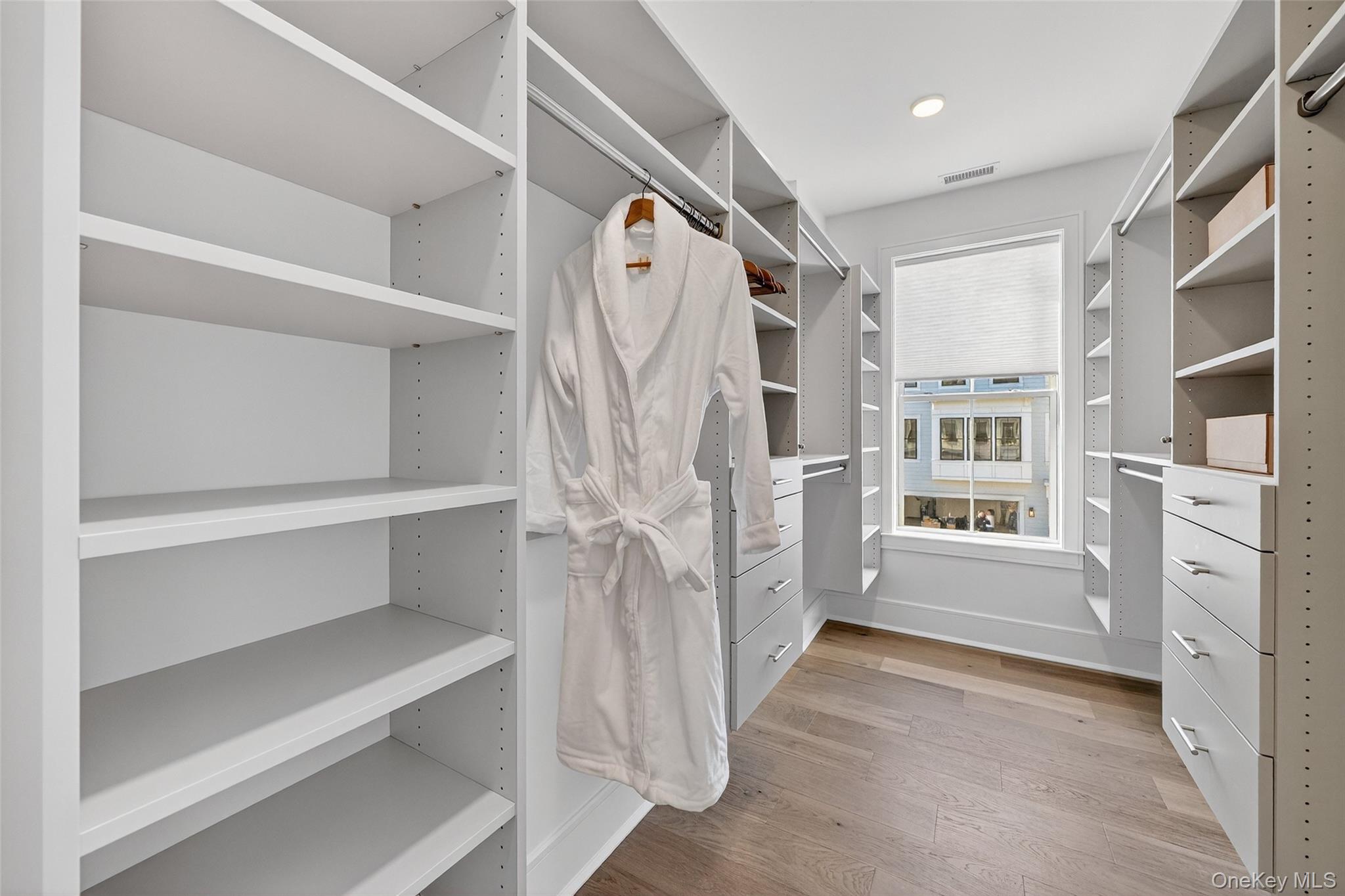 #18 photo, 1806 Soundview Court, Yorktown Heights , NY 10598