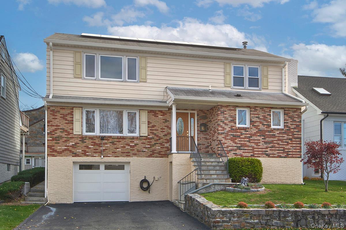 #2 photo, 222 Gainsborg Avenue, West Harrison , NY 10604