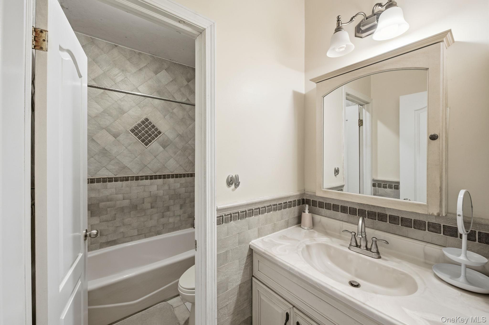 #6 photo, 1258 41st Street, Brooklyn , NY 11218