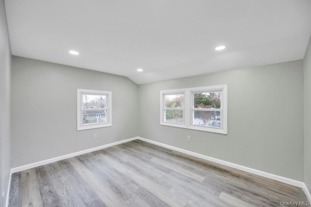 #20 photo, 15 Duane Drive, سوفولك Ronkonkoma , NY 11779