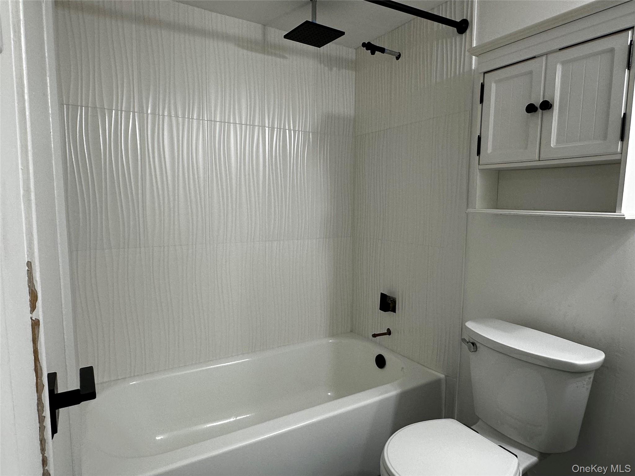 #9 photo, 143 Bailey Court, Middle Island , NY 11953