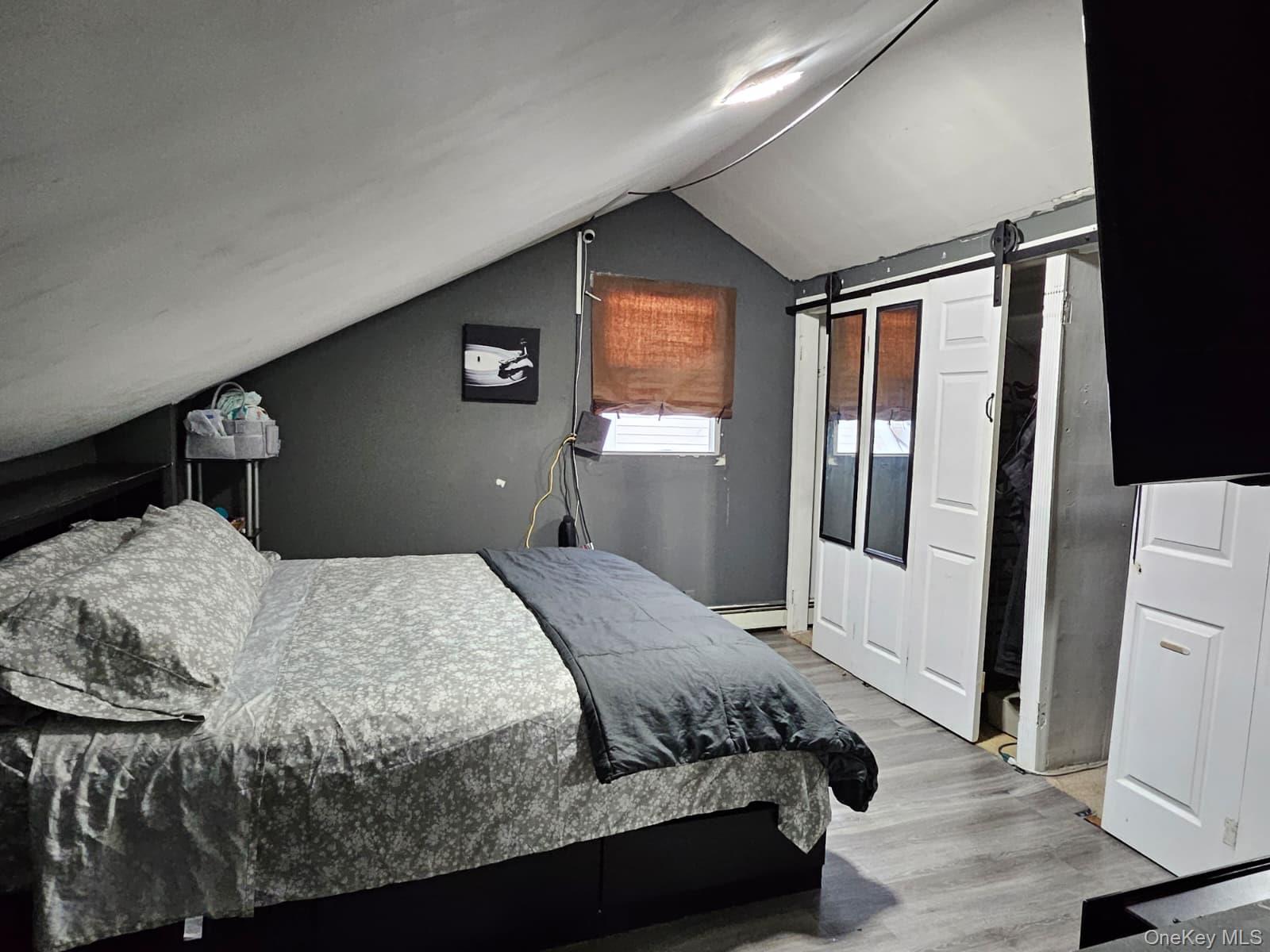 #12 photo, 187-11 104 Avenue, Saint Albans , NY 11412