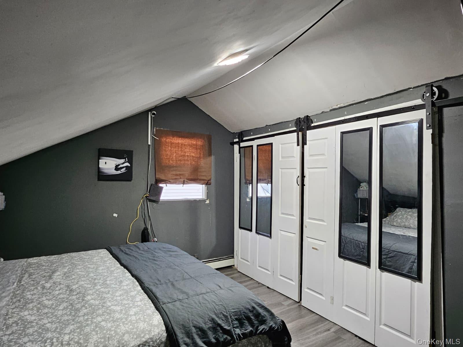 #19 photo, 187-11 104 Avenue, Saint Albans , NY 11412