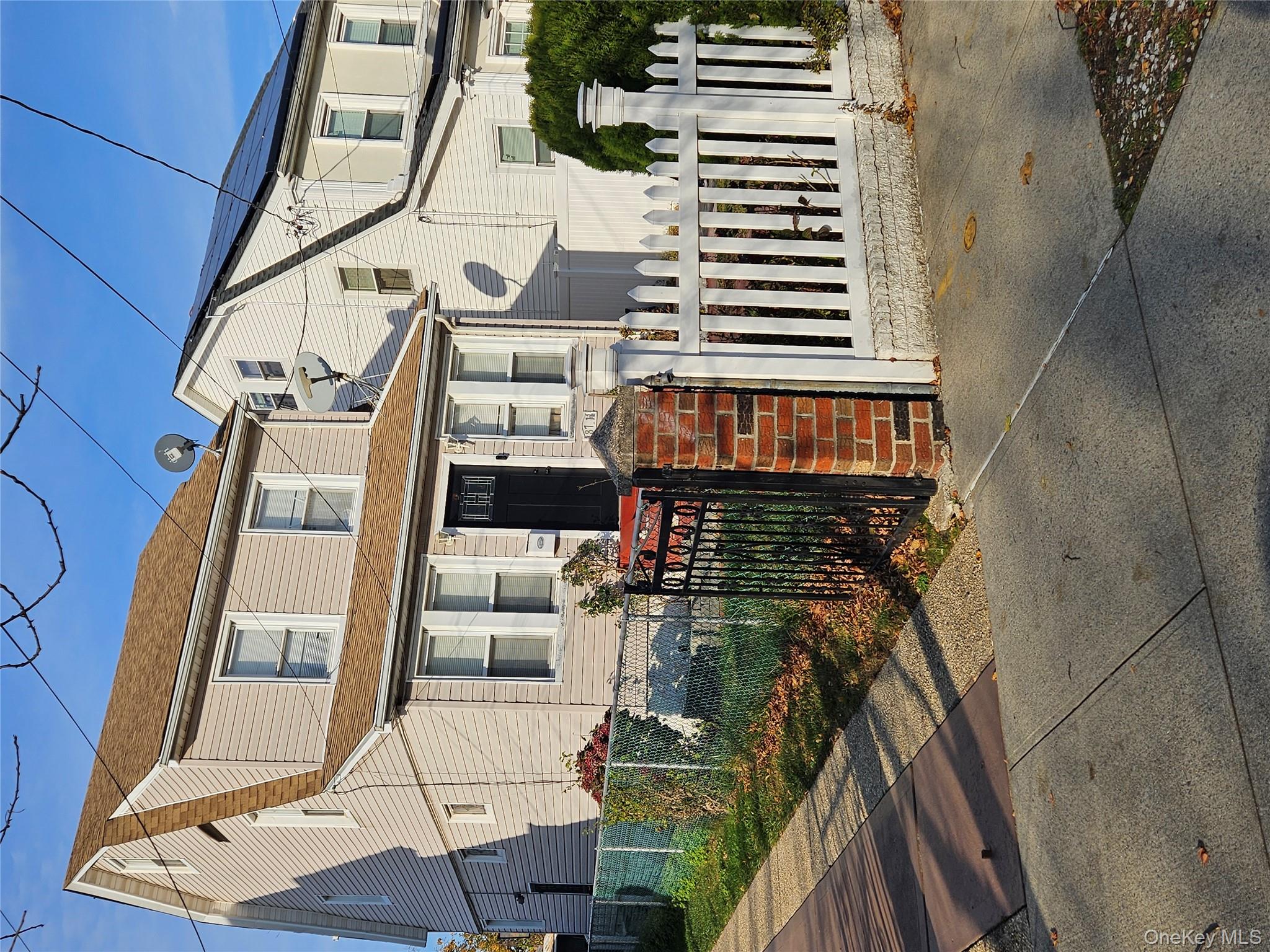 #2 photo, 187-11 104 Avenue, Saint Albans , NY 11412