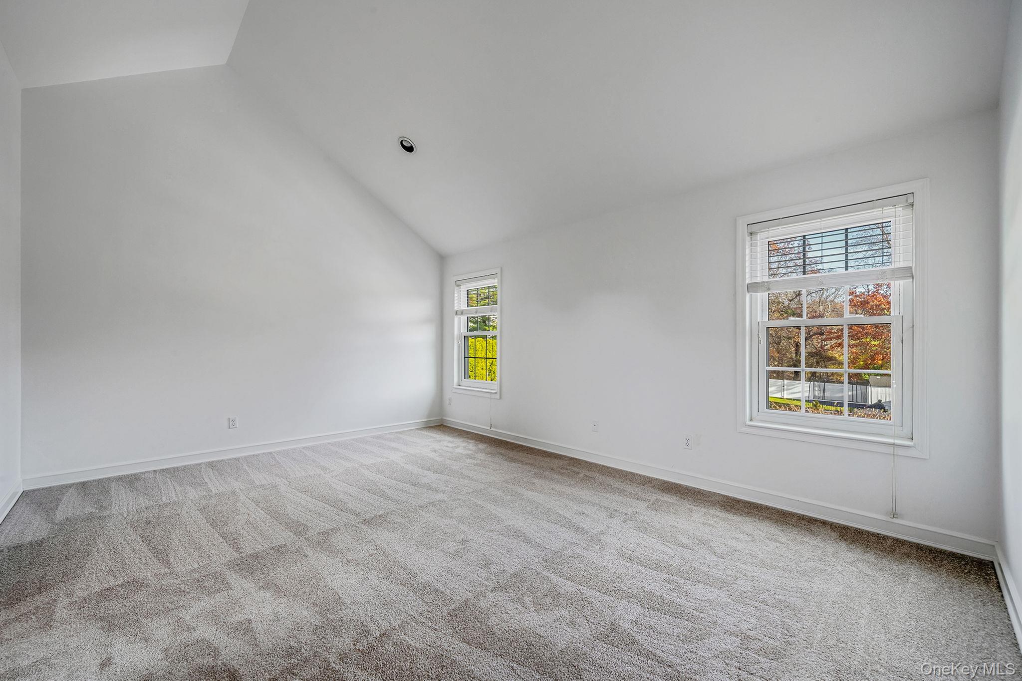 #18 photo, 2 Max Way, Commack , NY 11725