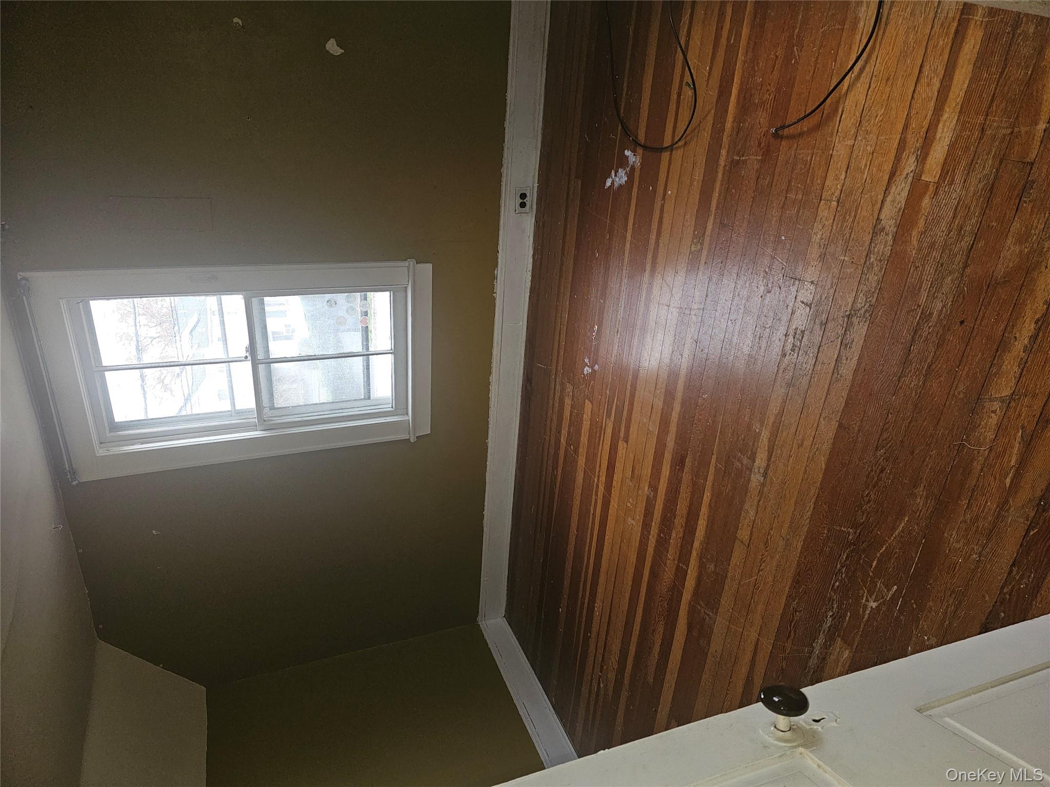 #12 photo, 45 Arnold Avenue, West Babylon , NY 11704