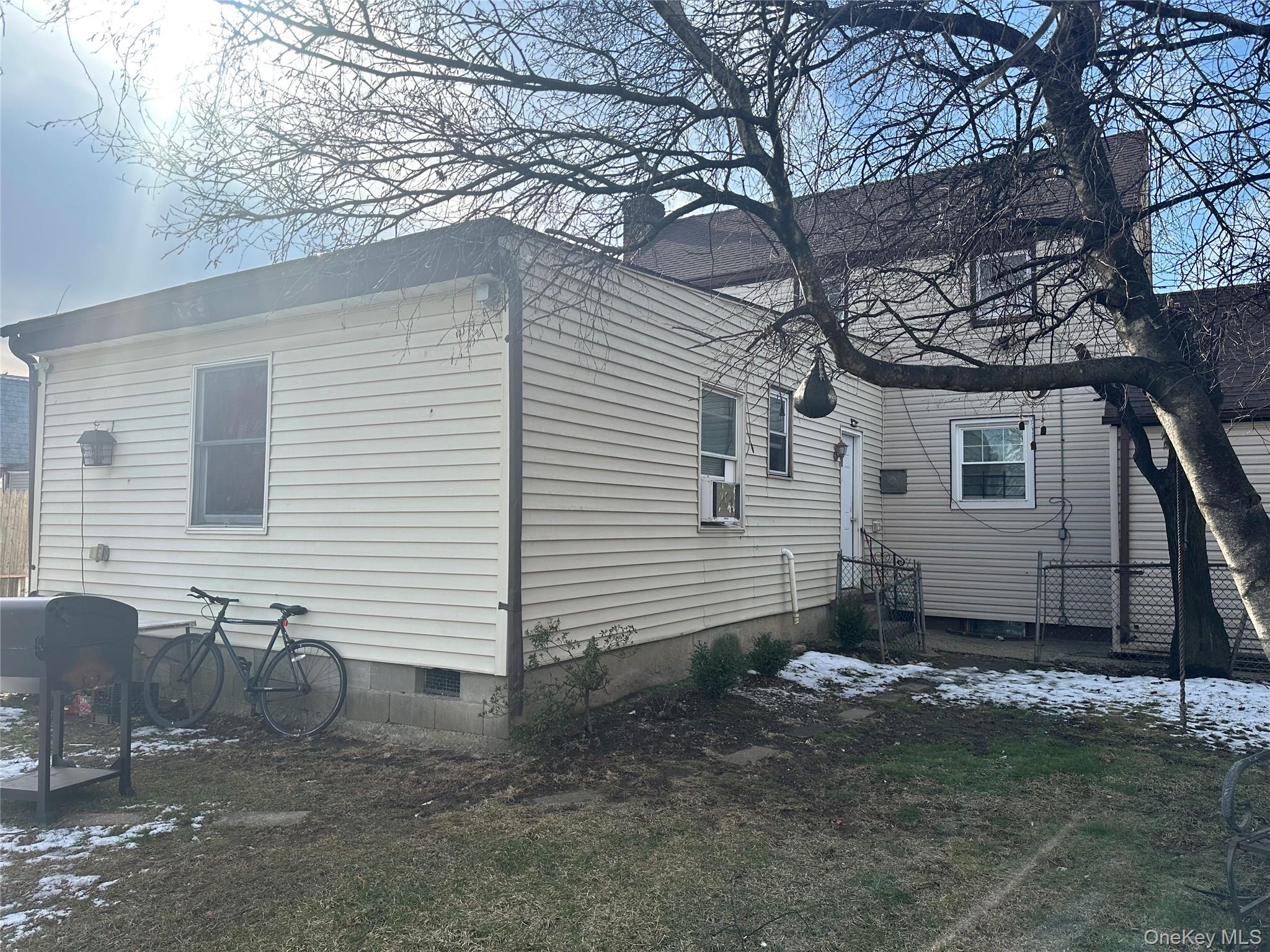 #5 photo, 16 Hendrickson Avenue, Hempstead , NY 11550