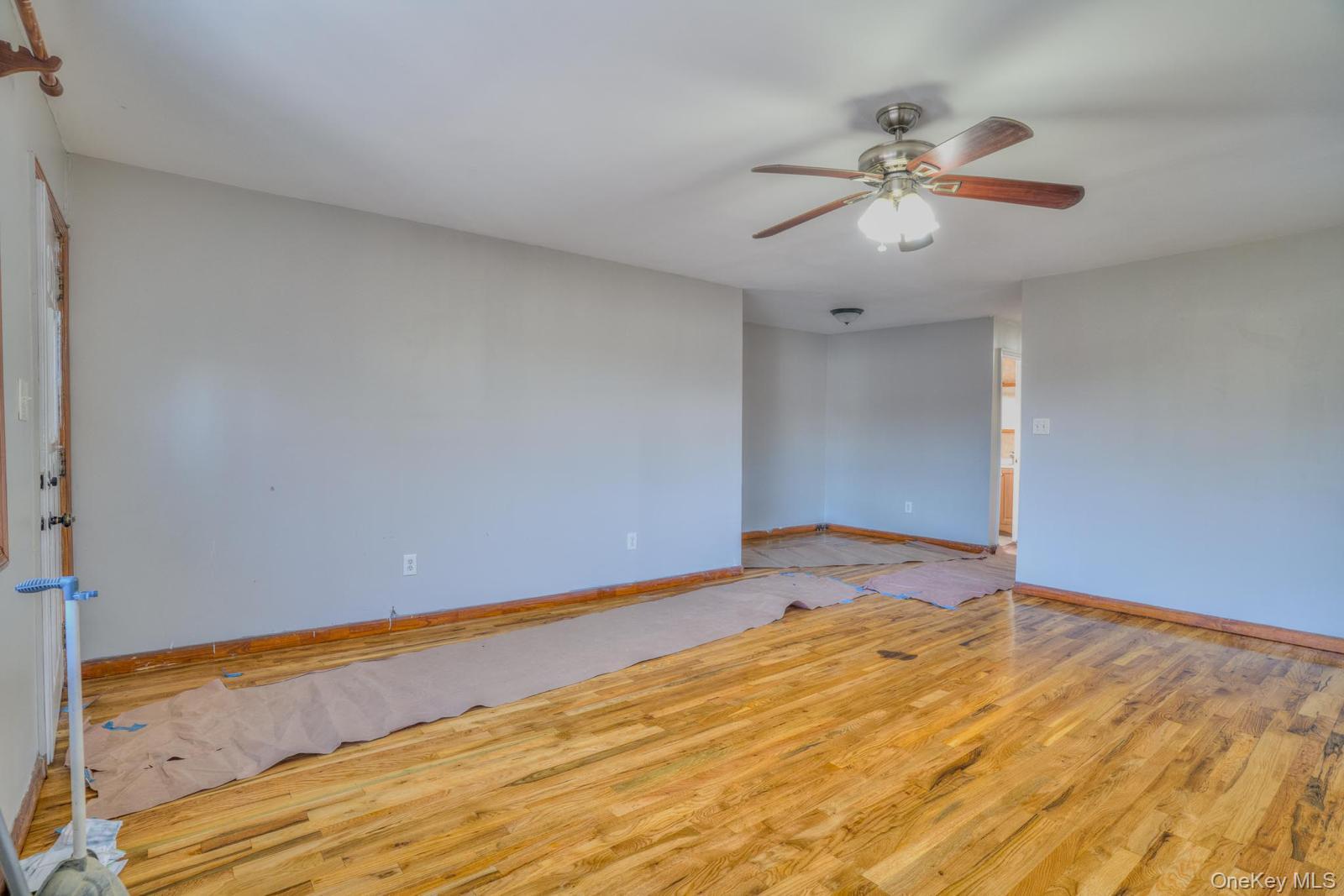 #13 photo, 13048 129th Street, South Ozone Park , NY 11420