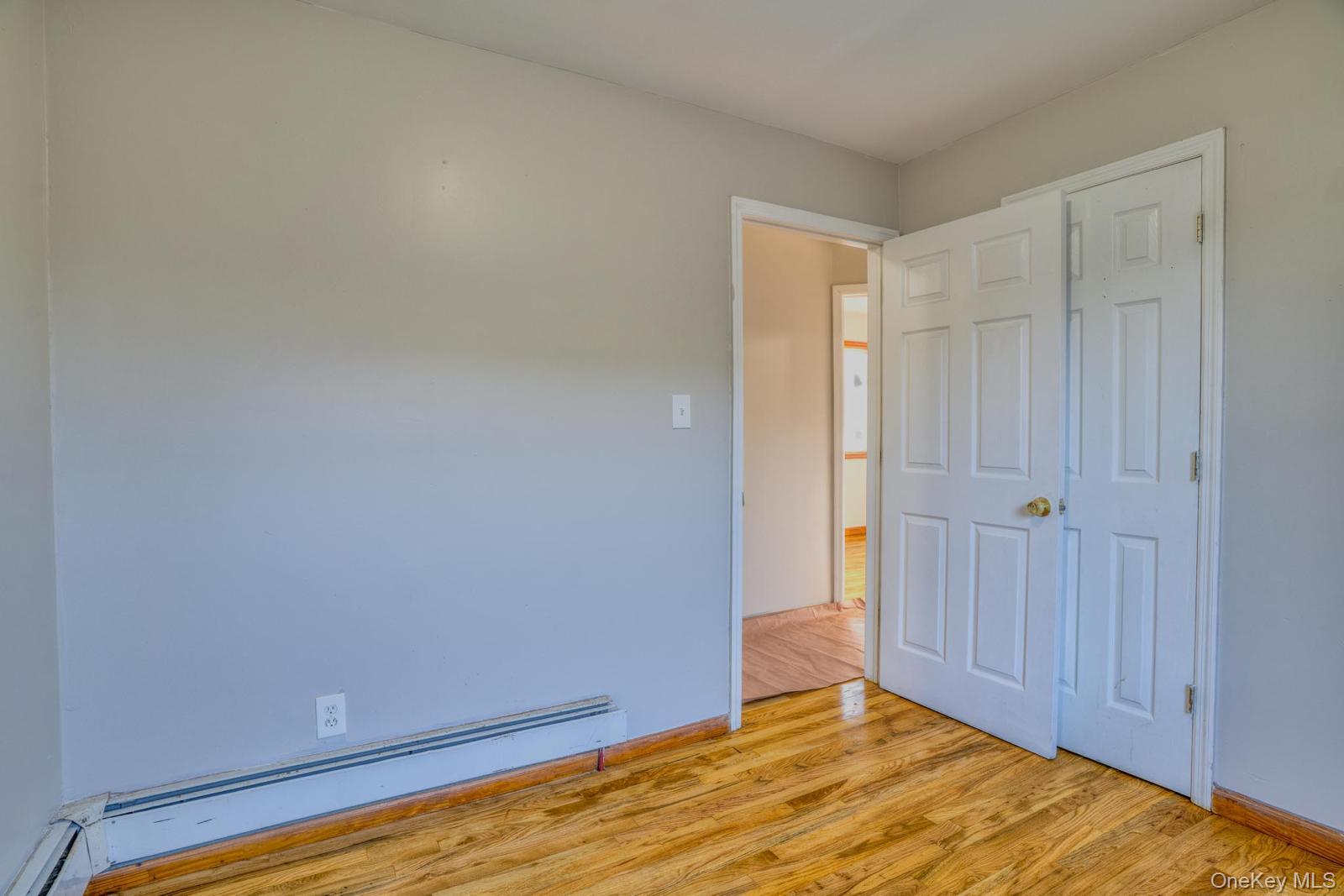 #19 photo, 13048 129th Street, South Ozone Park , NY 11420